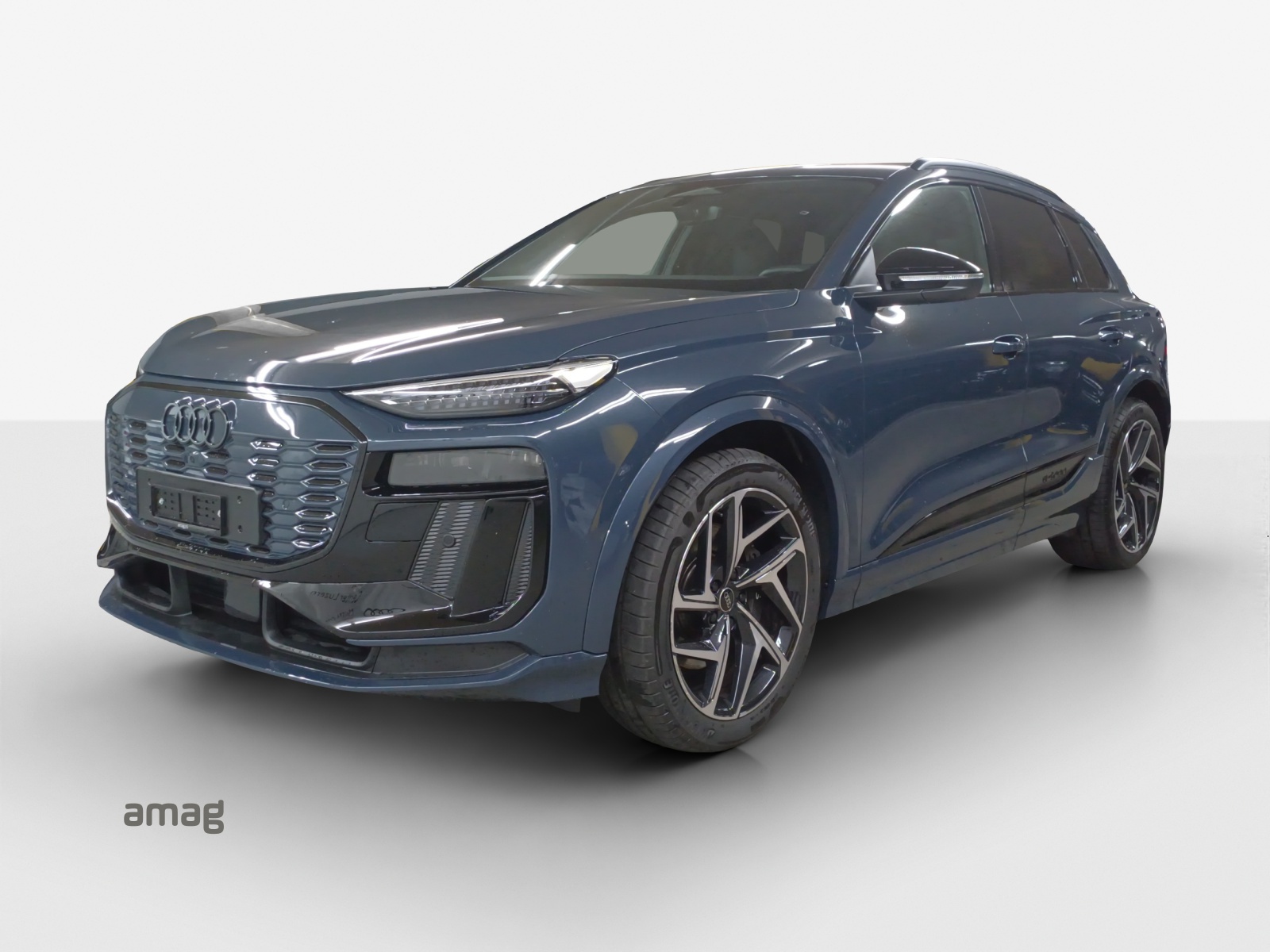 AUDI SQ6 e-tron quattro