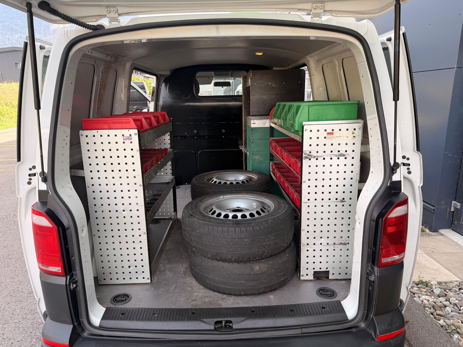 VW T6 2.0 TDI 4Motion DSG-image-11