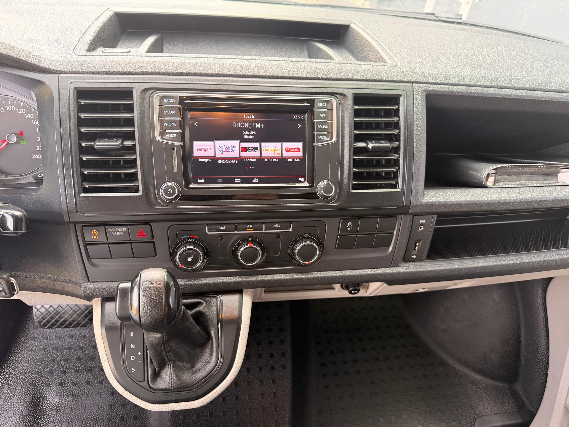 VW T6 2.0 TDI 4Motion DSG-image-10
