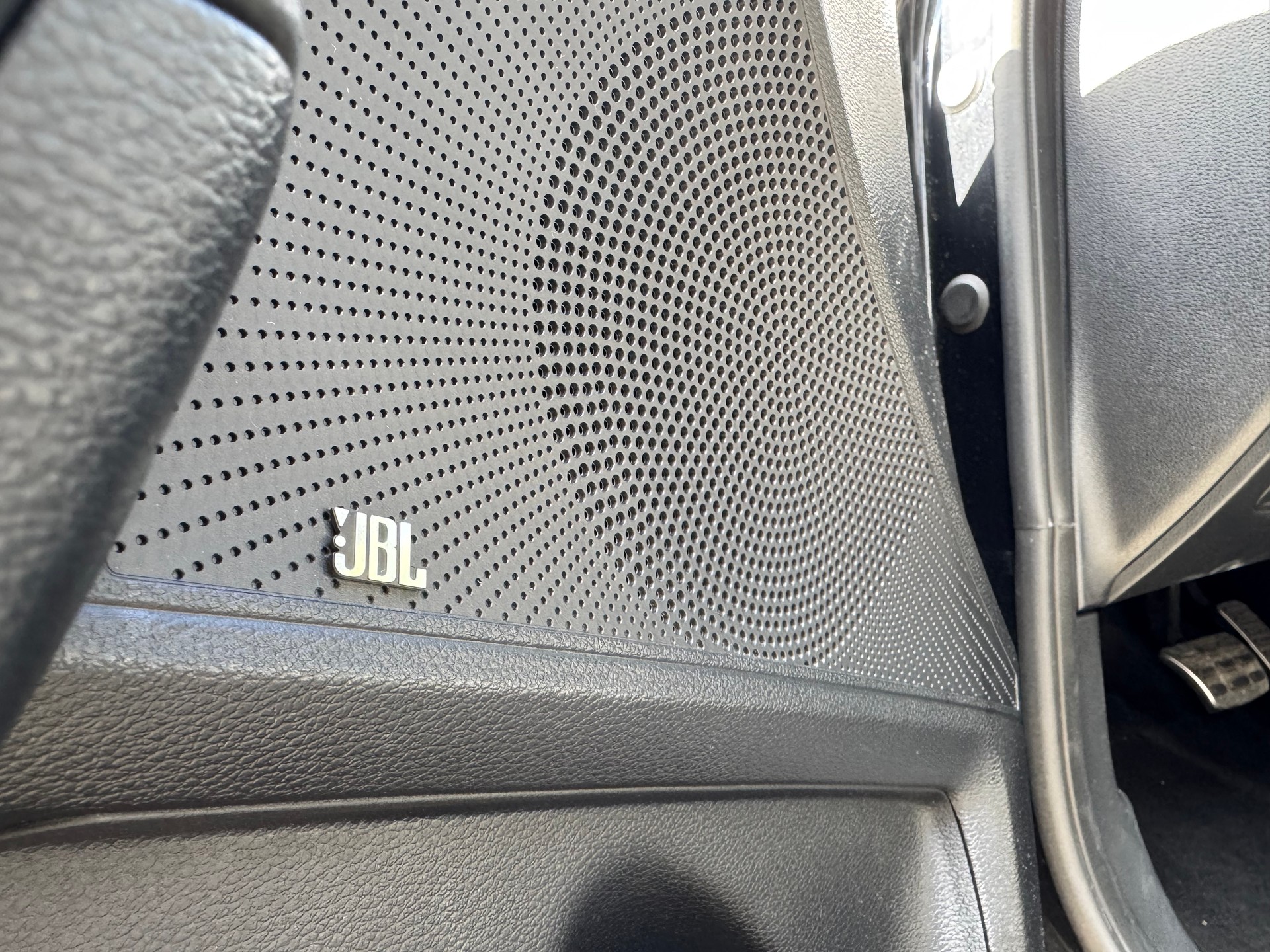 KIA ProCeed 1.4 T-GDi GT-Line DCT-image-12