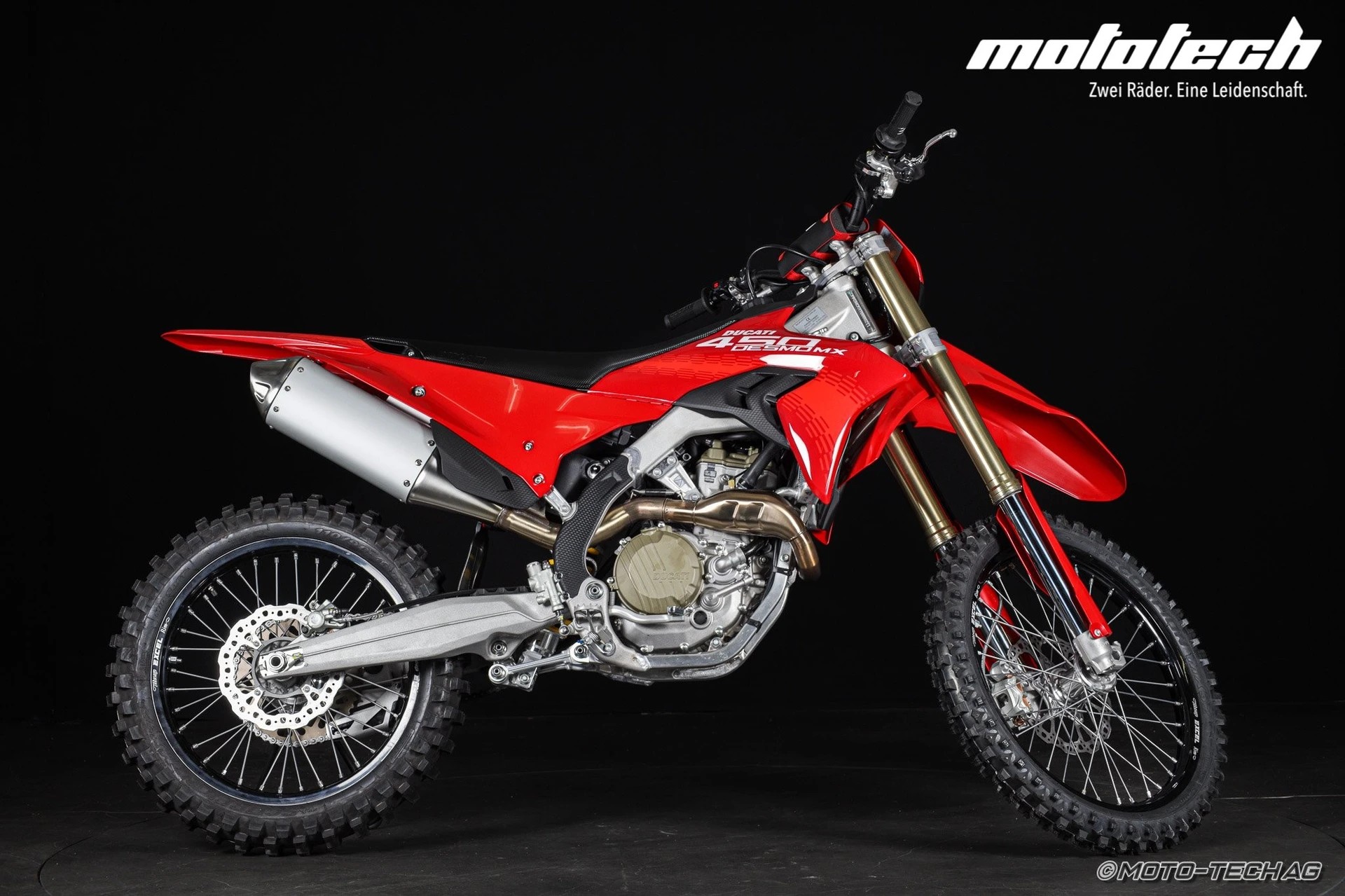 DUCATI Desmo 450 MX-image-1