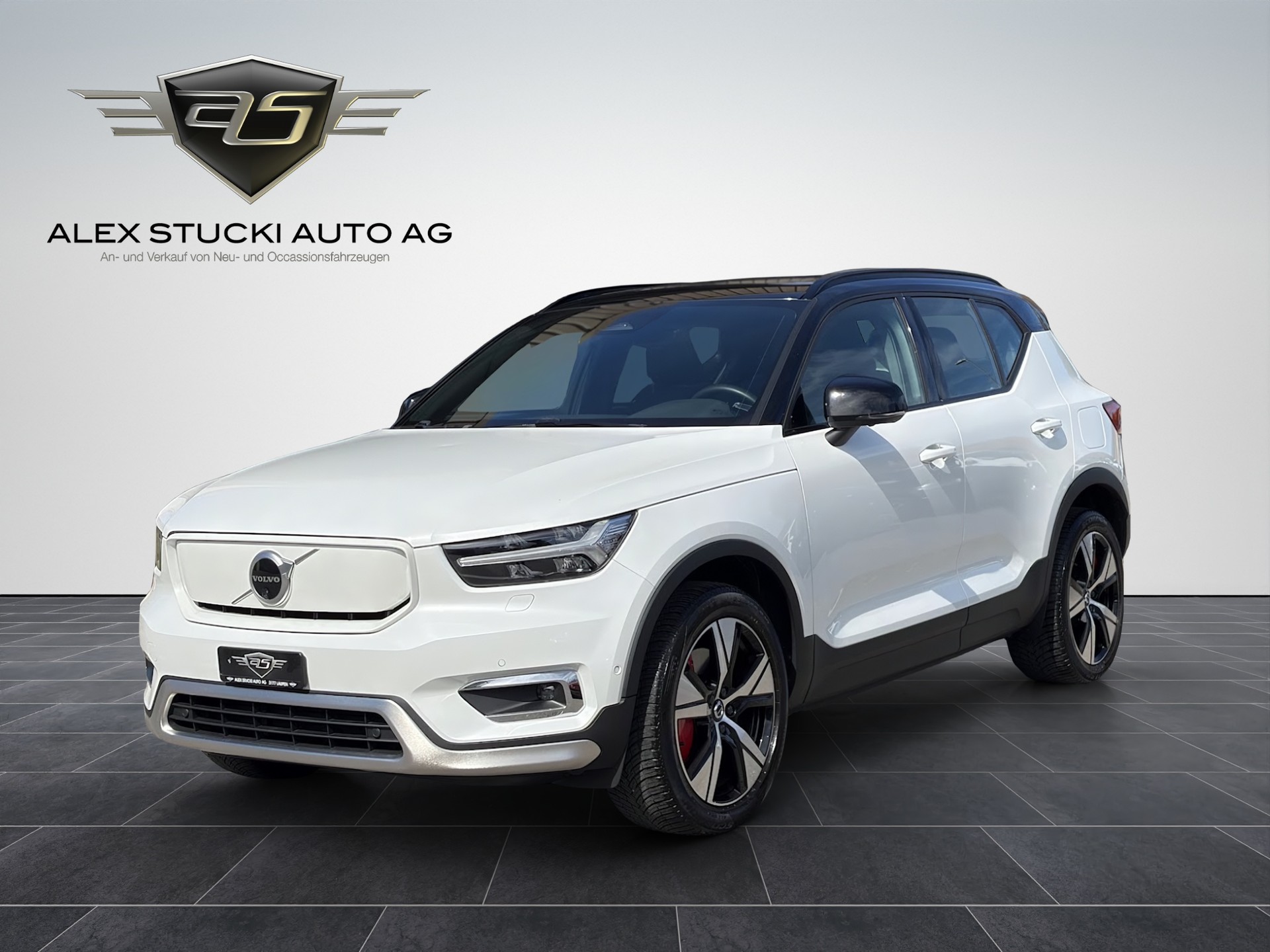 VOLVO XC40 Recharge P8 Twin AWD Pure Electric Pro-showroom-element-2