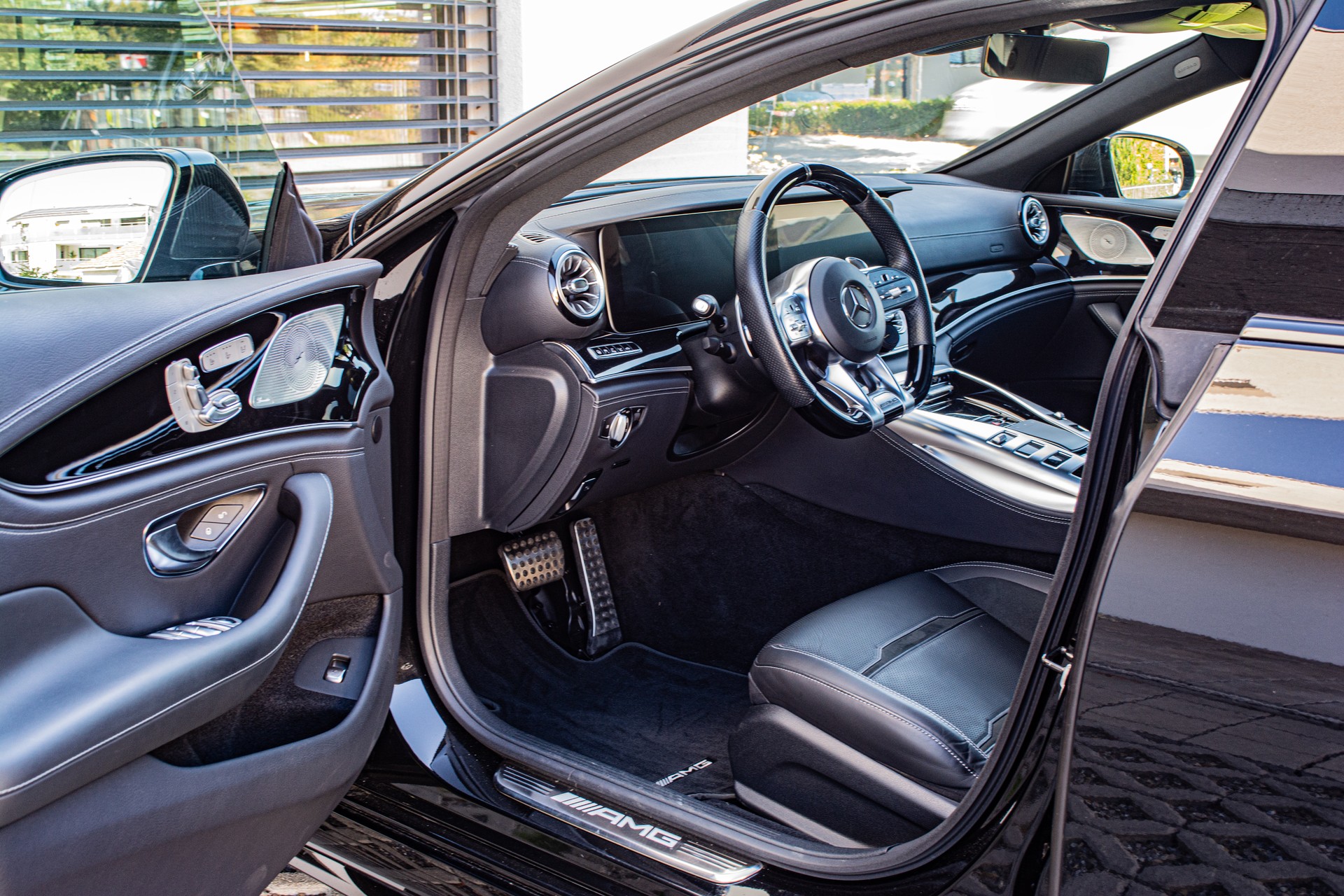 MERCEDES-BENZ AMG GT 4 63 S Edition 1 4Matic+ Speedshift MCT-image-11
