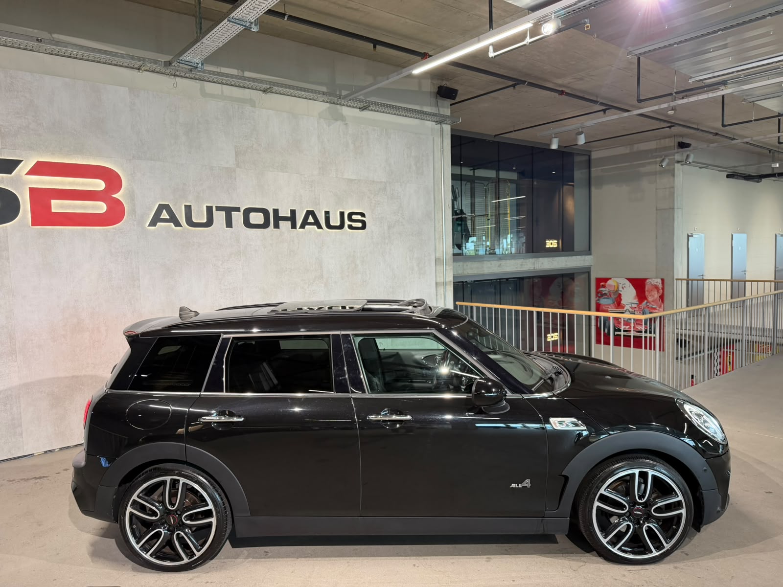 MINI Clubman Cooper S ALL4 Steptronic (CH)-image-7