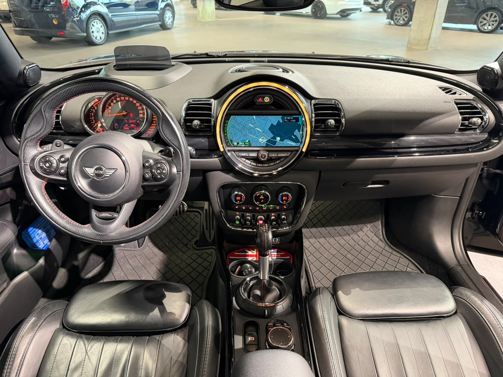 MINI Clubman Cooper S ALL4 Steptronic (CH)-image-19