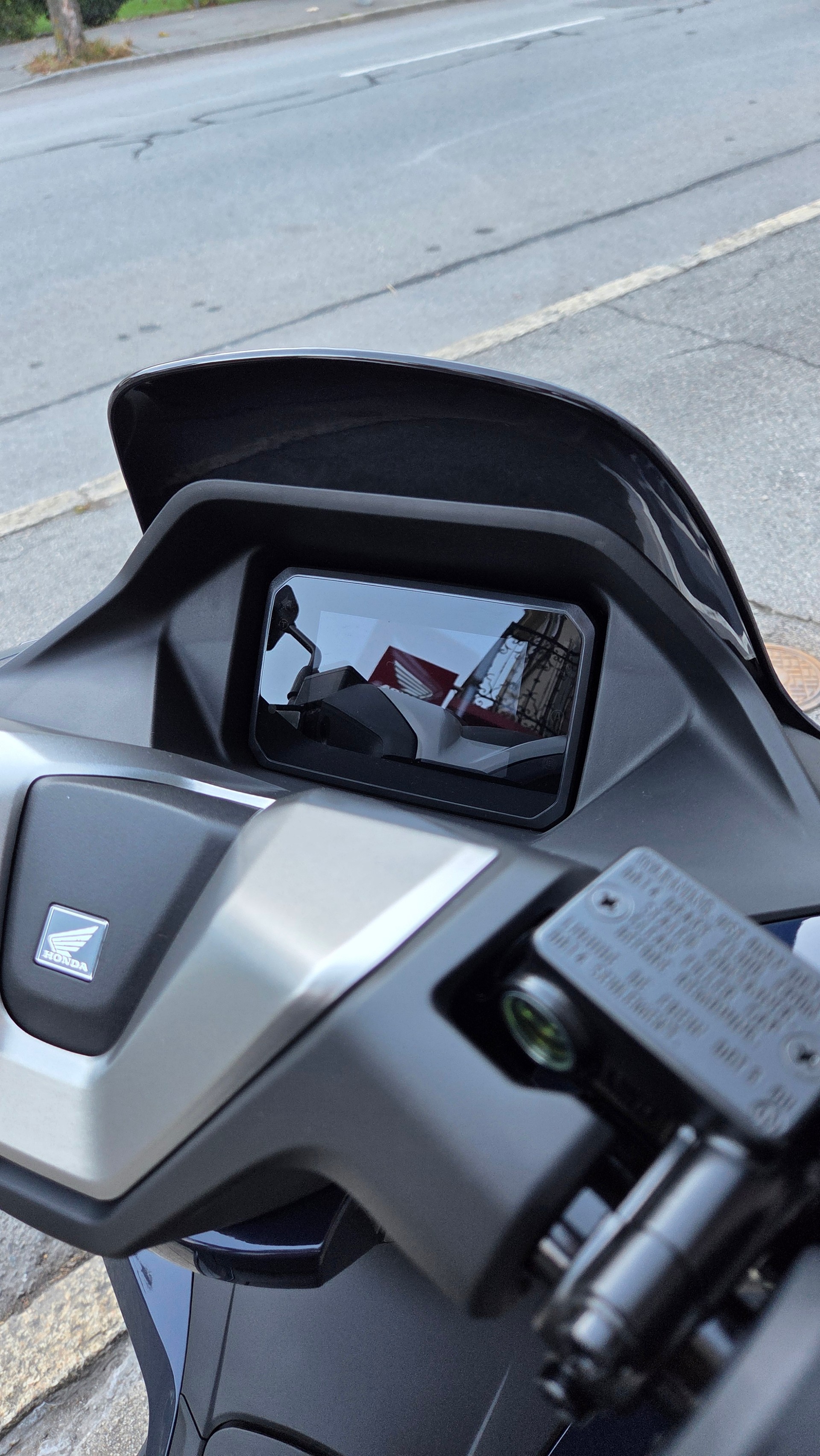 HONDA PCX 125 DX TFT. connectivity-image-5
