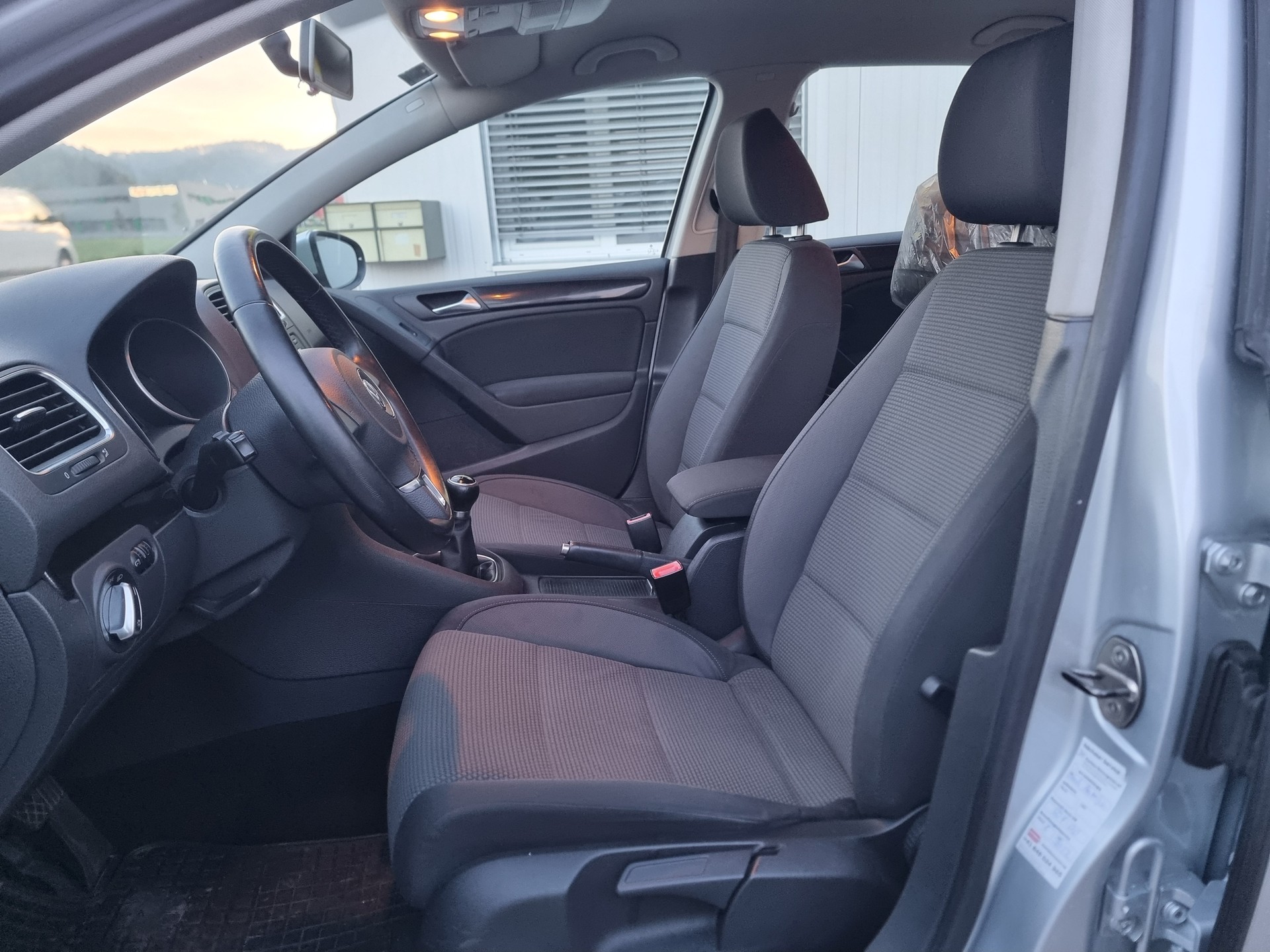VW Golf 1.4 TSI Comfortline-image-2