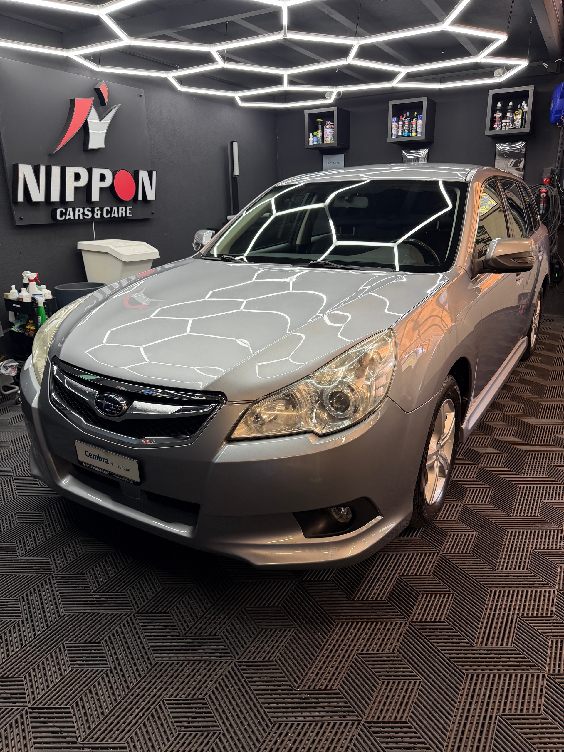 SUBARU Legacy 2.0i Swiss AWD-showroom-element-1