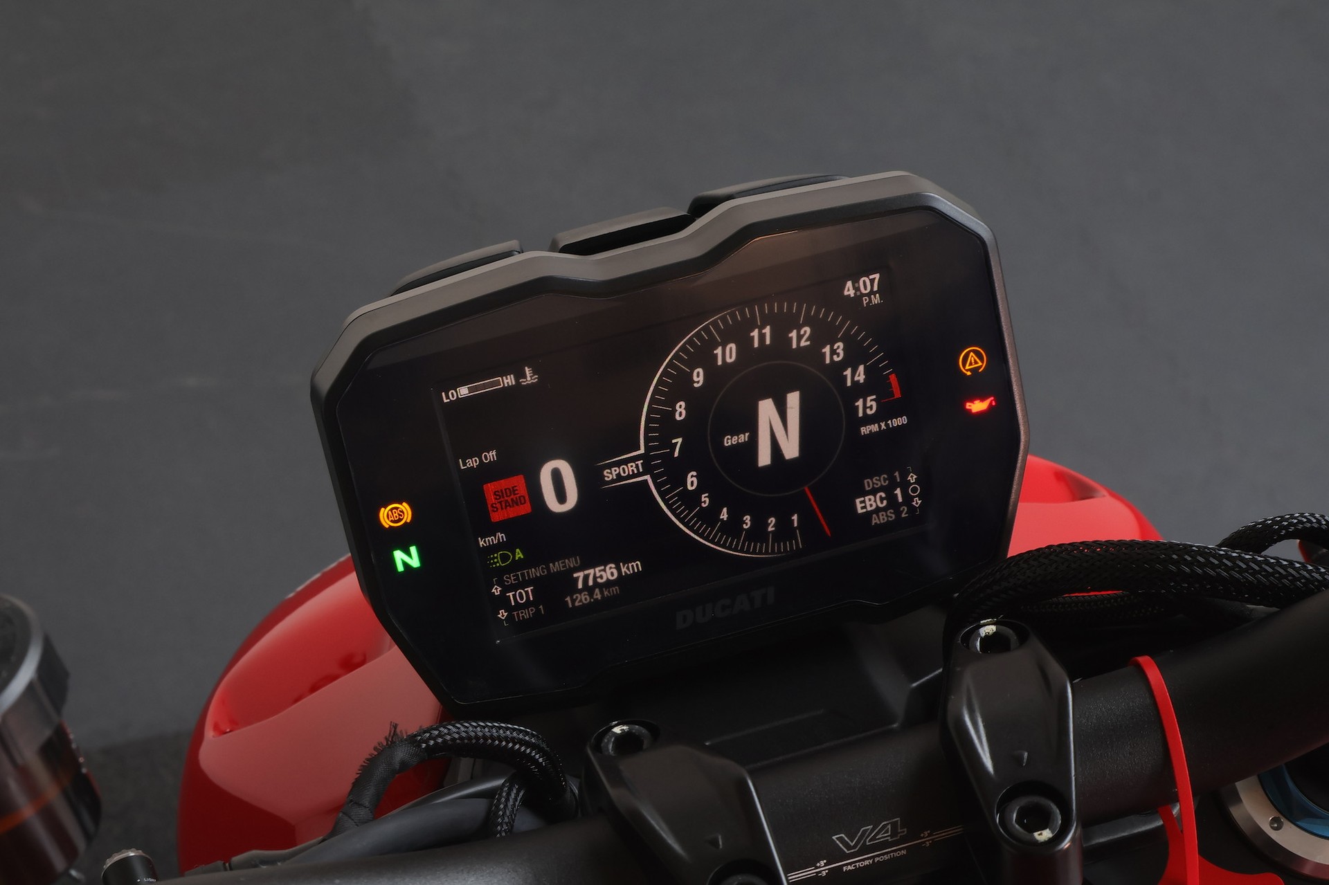 DUCATI Streetfighter V4 S-image-9