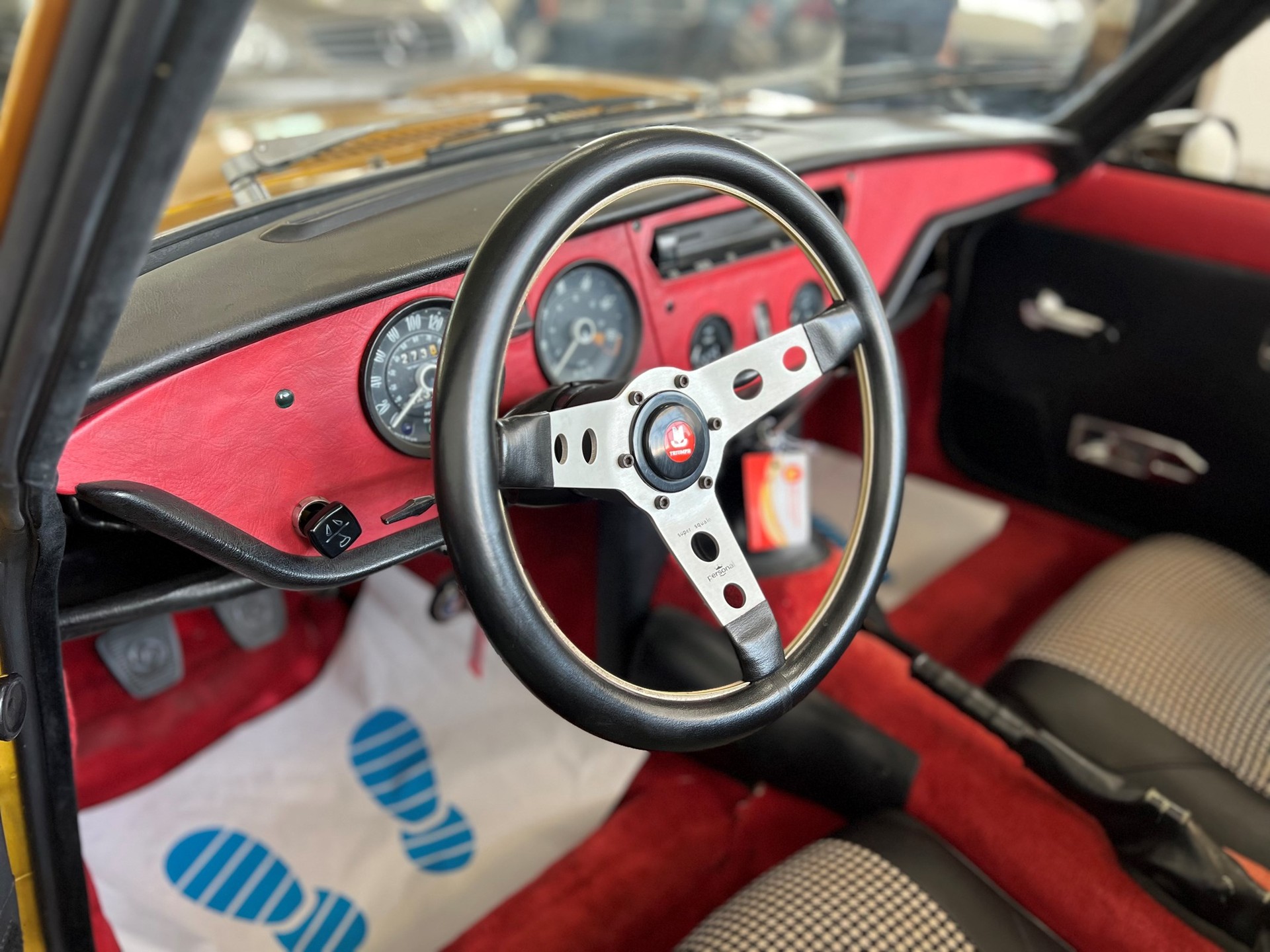 TRIUMPH Spitfire 1500-image-21