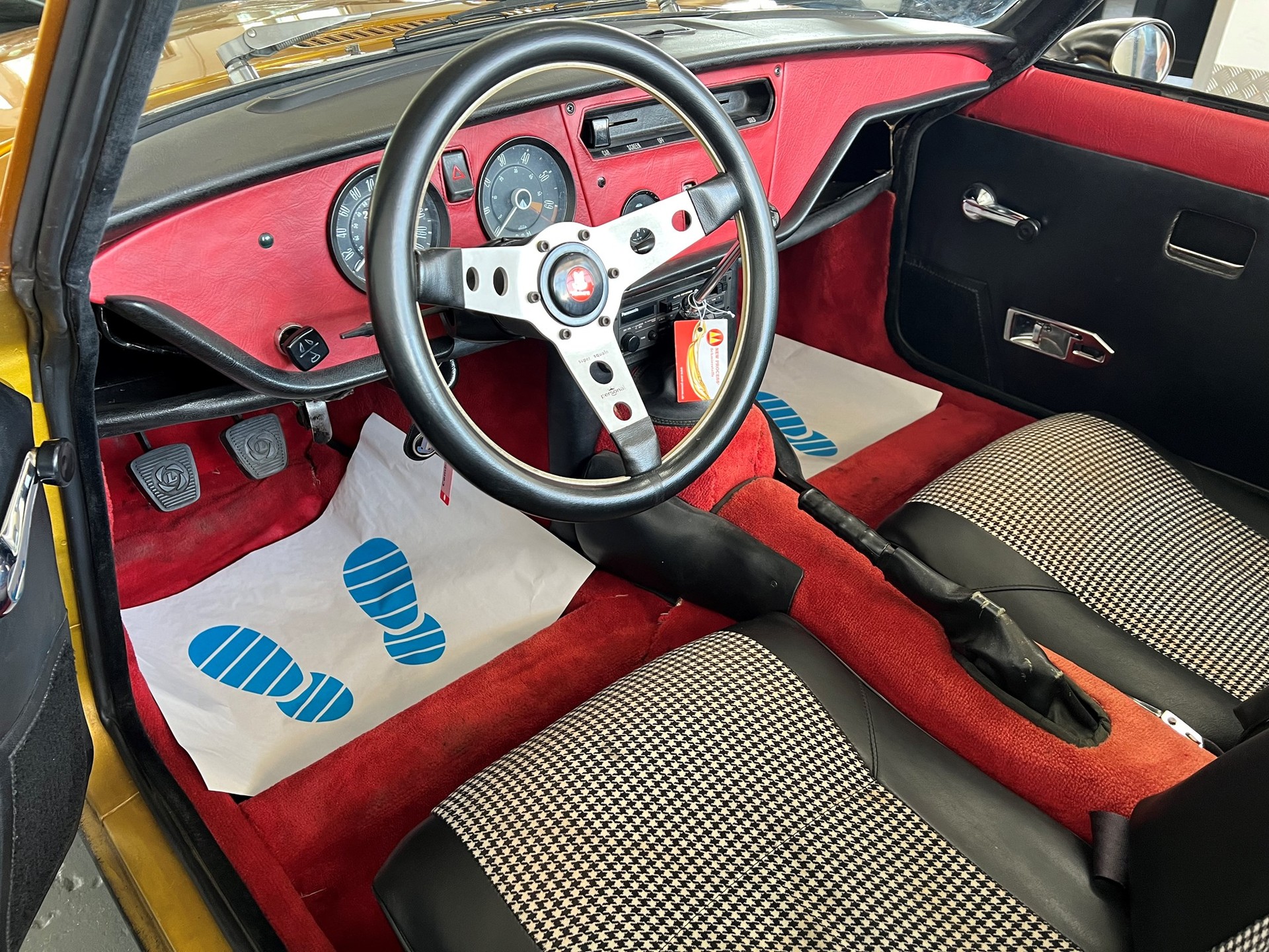 TRIUMPH Spitfire 1500-image-22