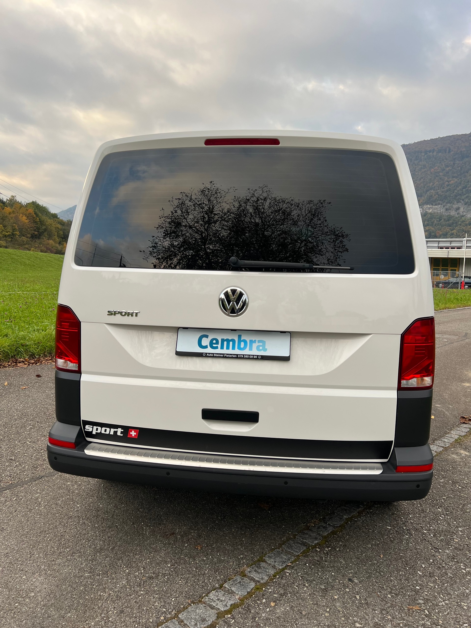 VW T6.1 BUS 9 PLÄTZER "EDITION SPORT" MIT DSG AUTOMAT. CH WAGEN. 2.0 TDI. LEASING 399.--image-5