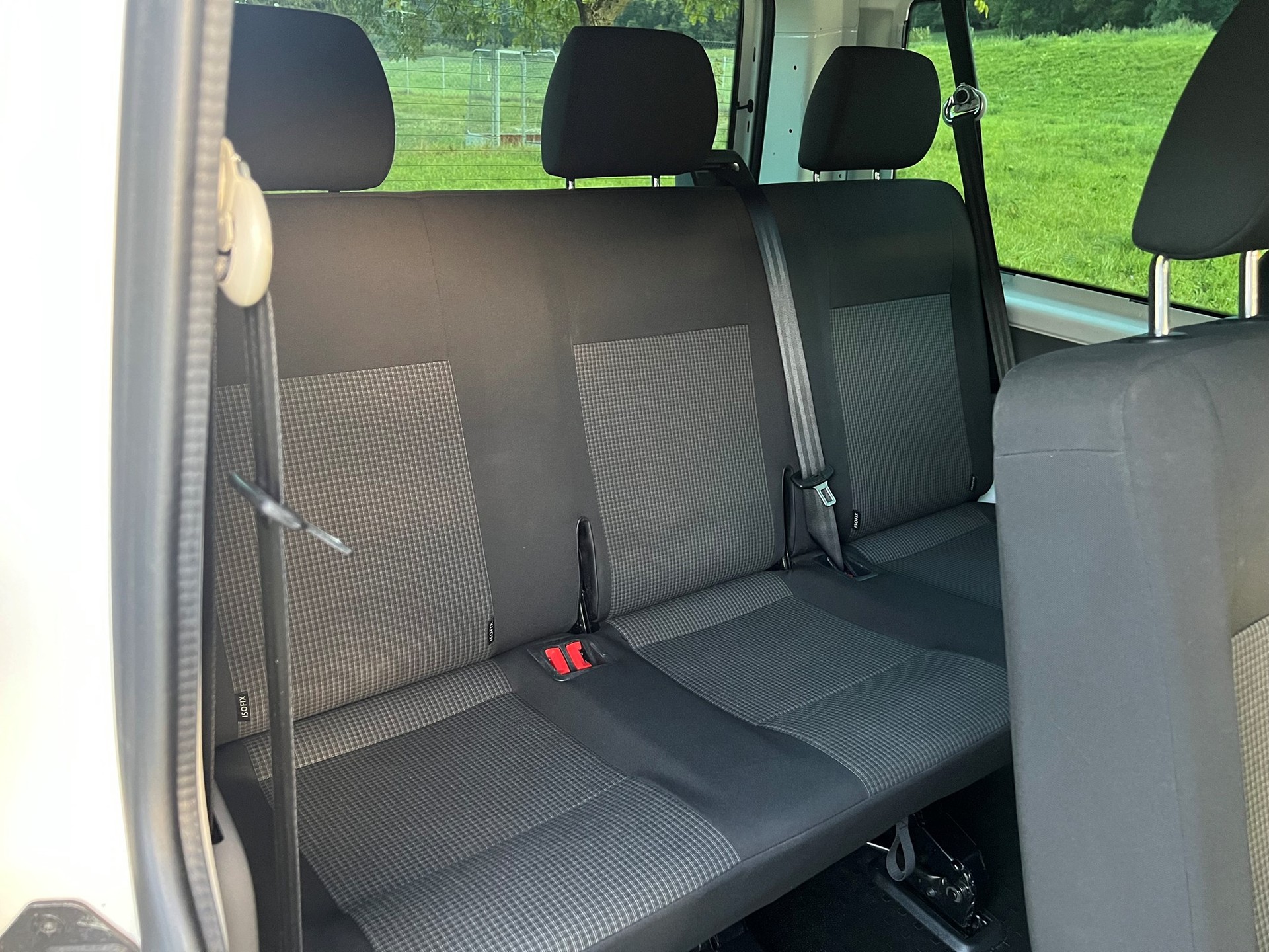 VW T6.1 BUS 9 PLÄTZER "EDITION SPORT" MIT DSG AUTOMAT. CH WAGEN. 2.0 TDI. LEASING 399.--image-13