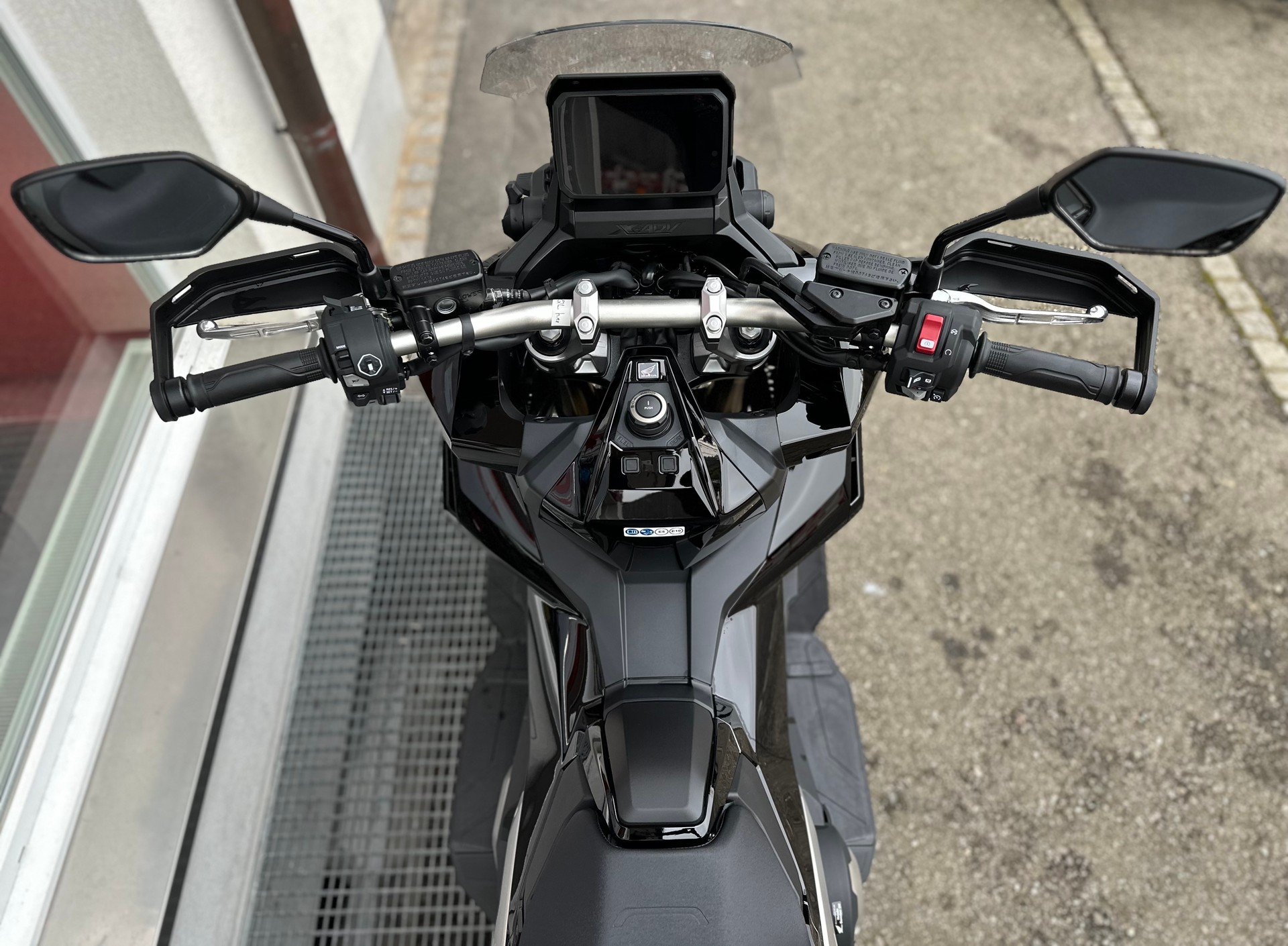 HONDA X-ADV 750 - TFT Konnektivität-image-10