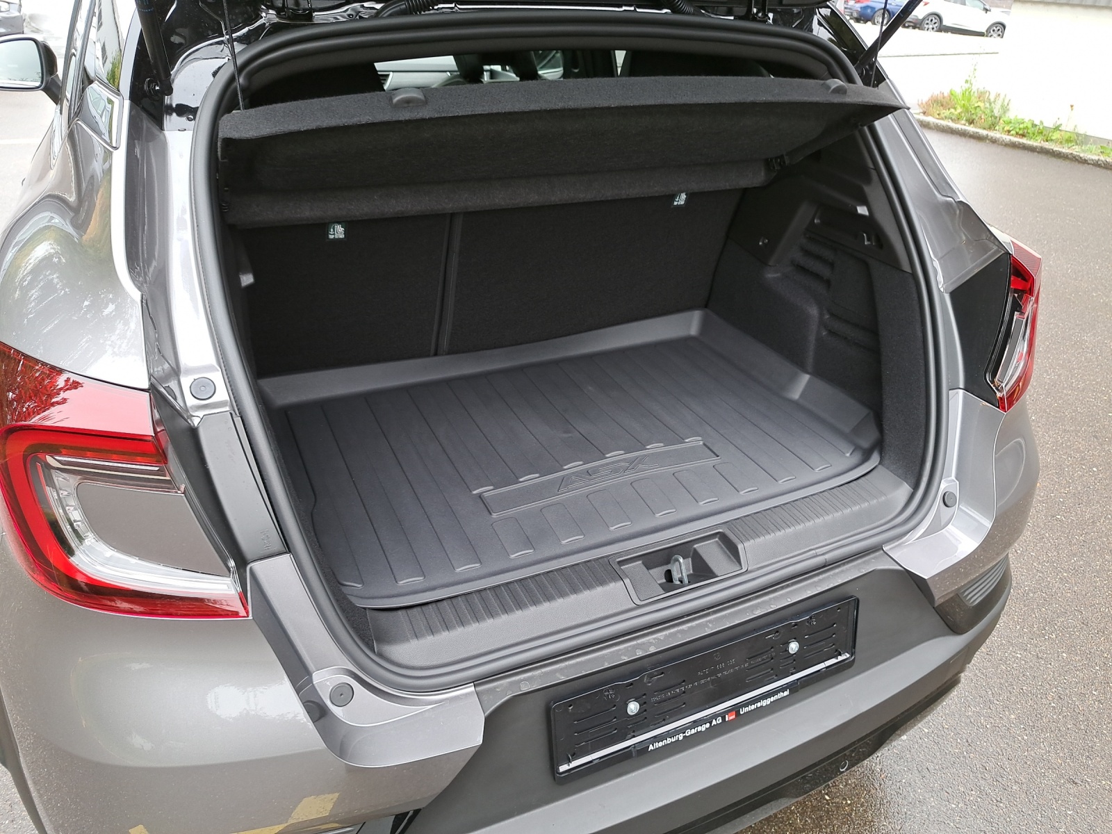 MITSUBISHI ASX 1.8 HEV Instyle-image-14