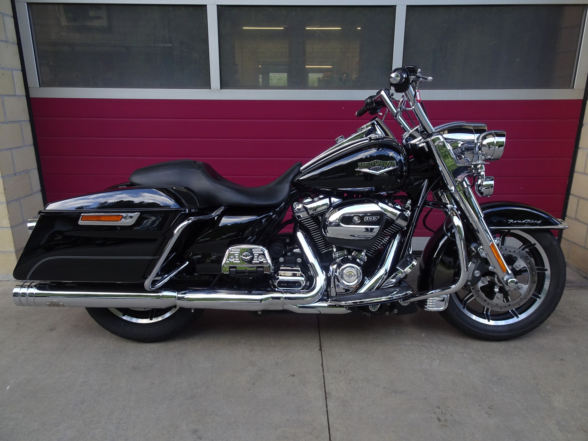 HARLEY-DAVIDSON FLHR Road King 107 ABS-image-0