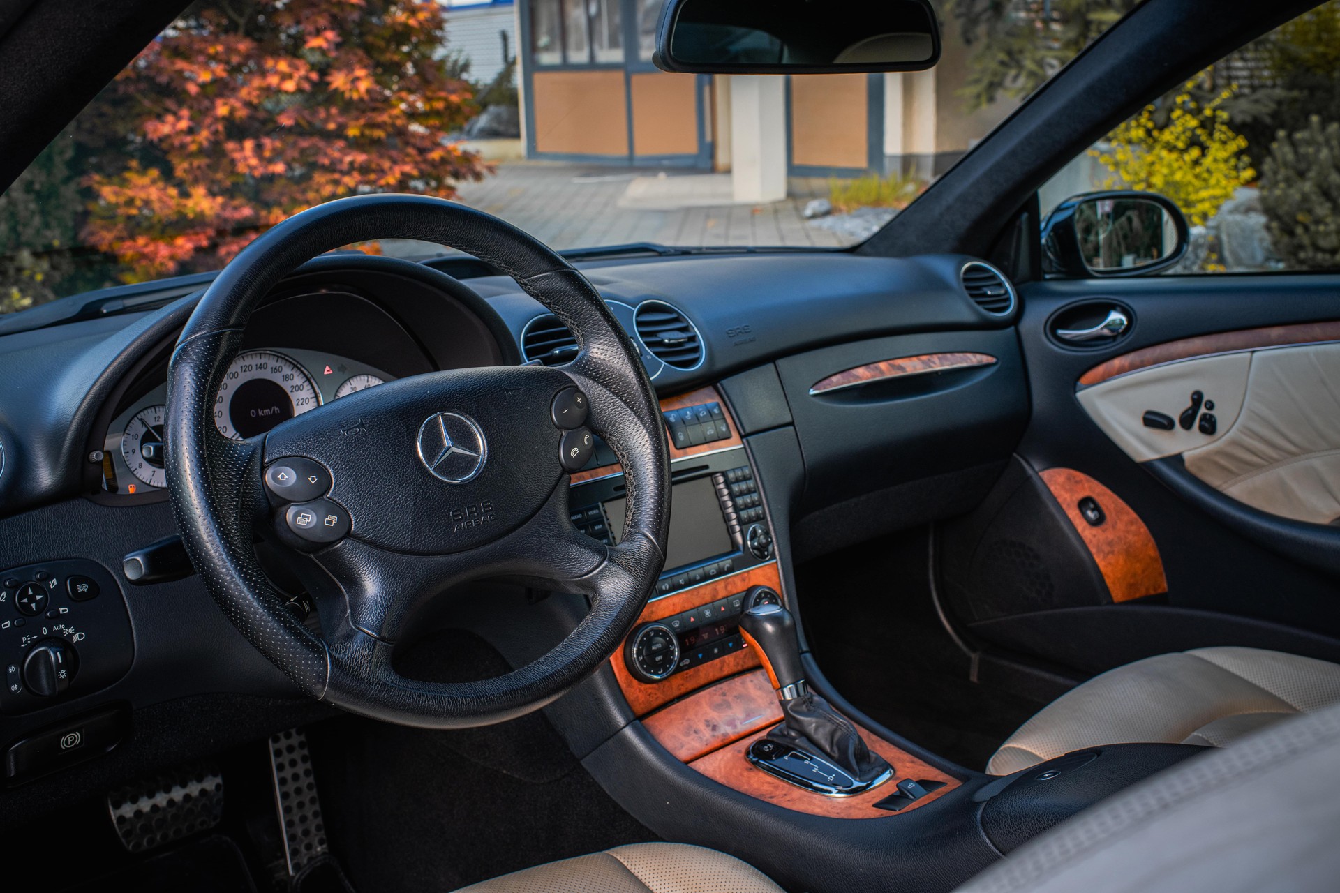 MERCEDES-BENZ CLK 500 Avantgarde 7G-Tronic-image-1