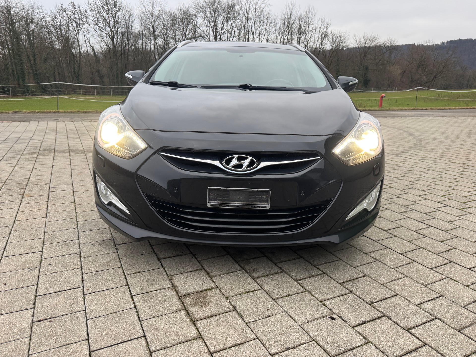 HYUNDAI i40 Wagon 1.7 CRDI Vertex Automatic-image-2