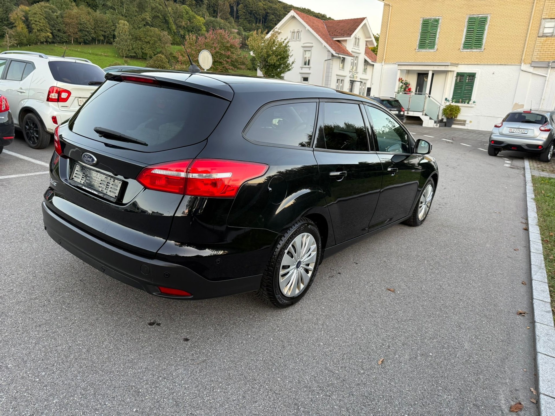 FORD Focus 1.5 TDCi Titanium-image-2