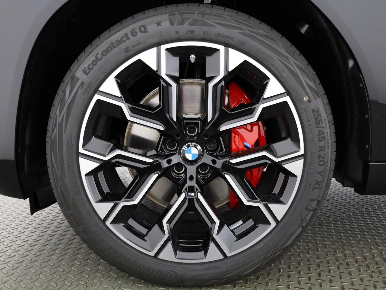BMW X3 M50i-image-22