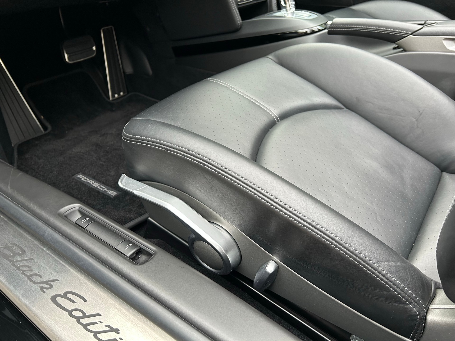 PORSCHE Boxster S 3.4 Black Edition PDK *Sammler Fahrzeug in 1A Zustand*Wertsteigerungspotential*-image-16