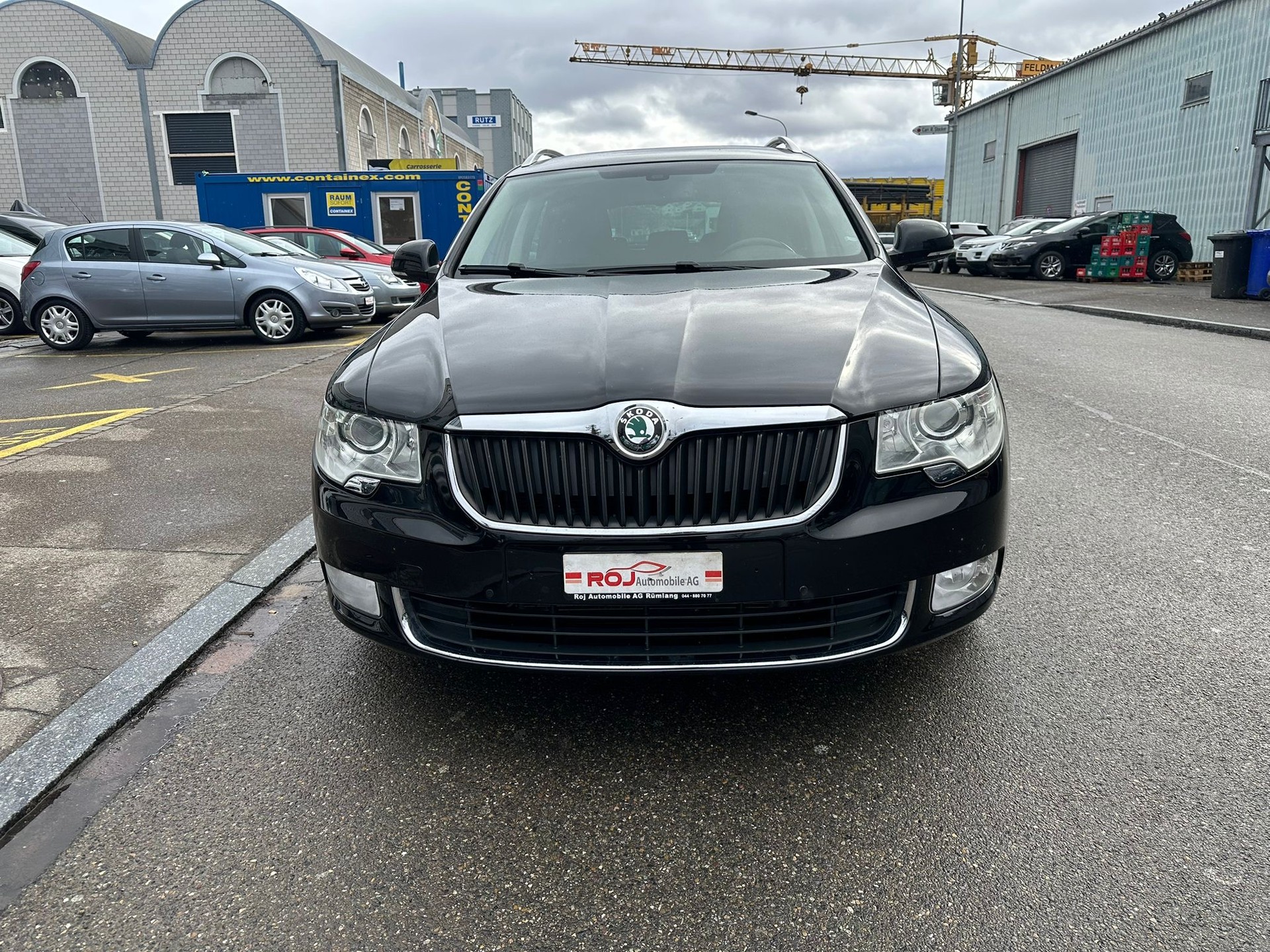 SKODA Superb Combi 2.0 TDi Ambition 4x4 DSG-showroom-element-2