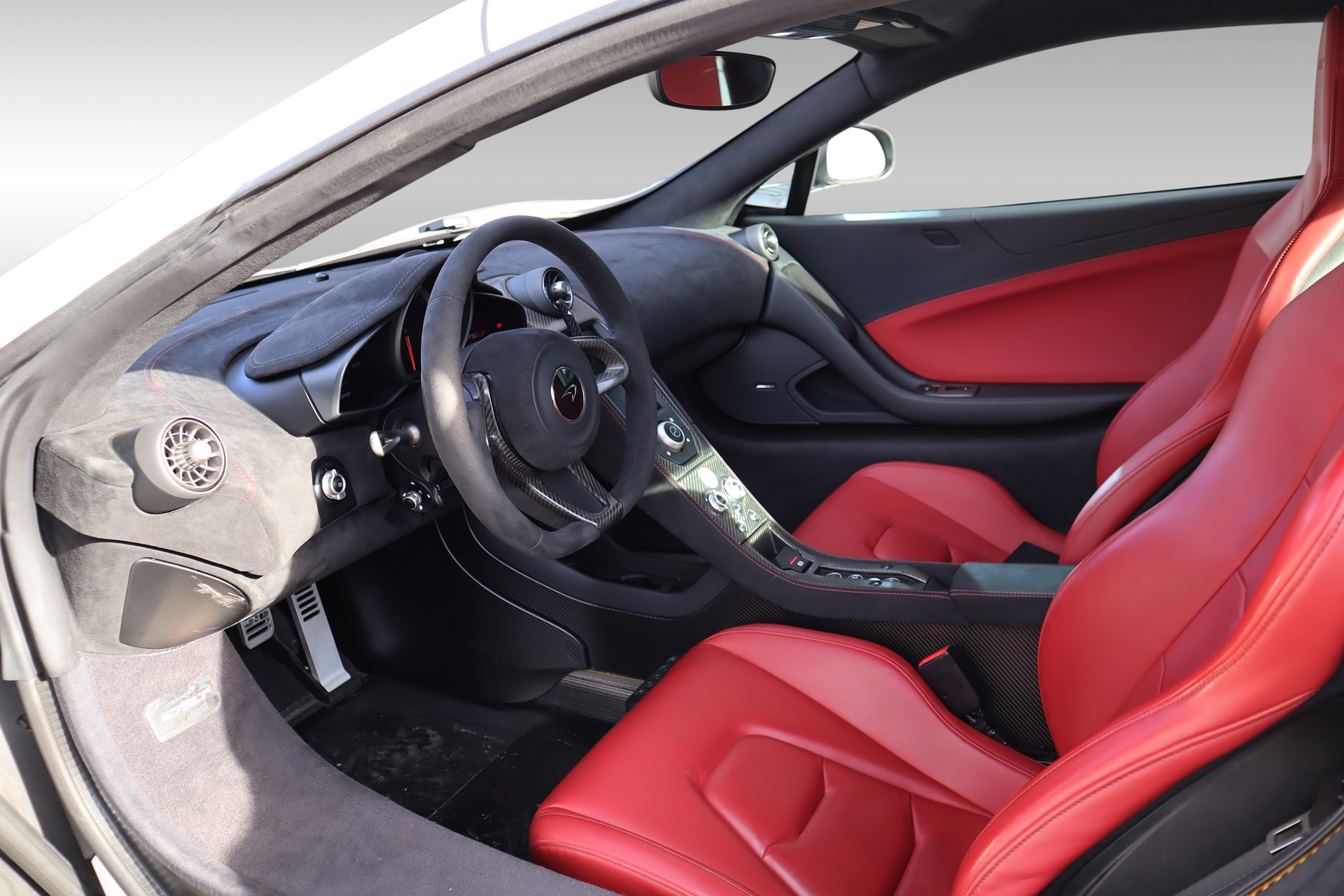 McLAREN 675LT Coupé 3.8 V8 SSG-image-9