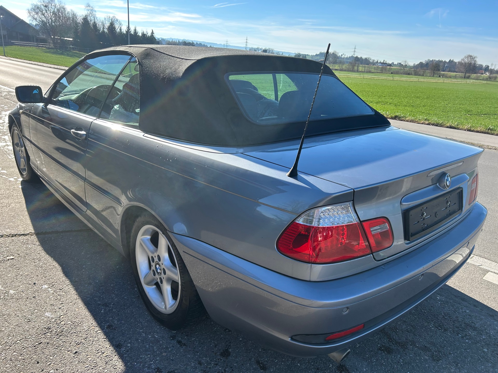 BMW 318Ci Cabriolet-image-3