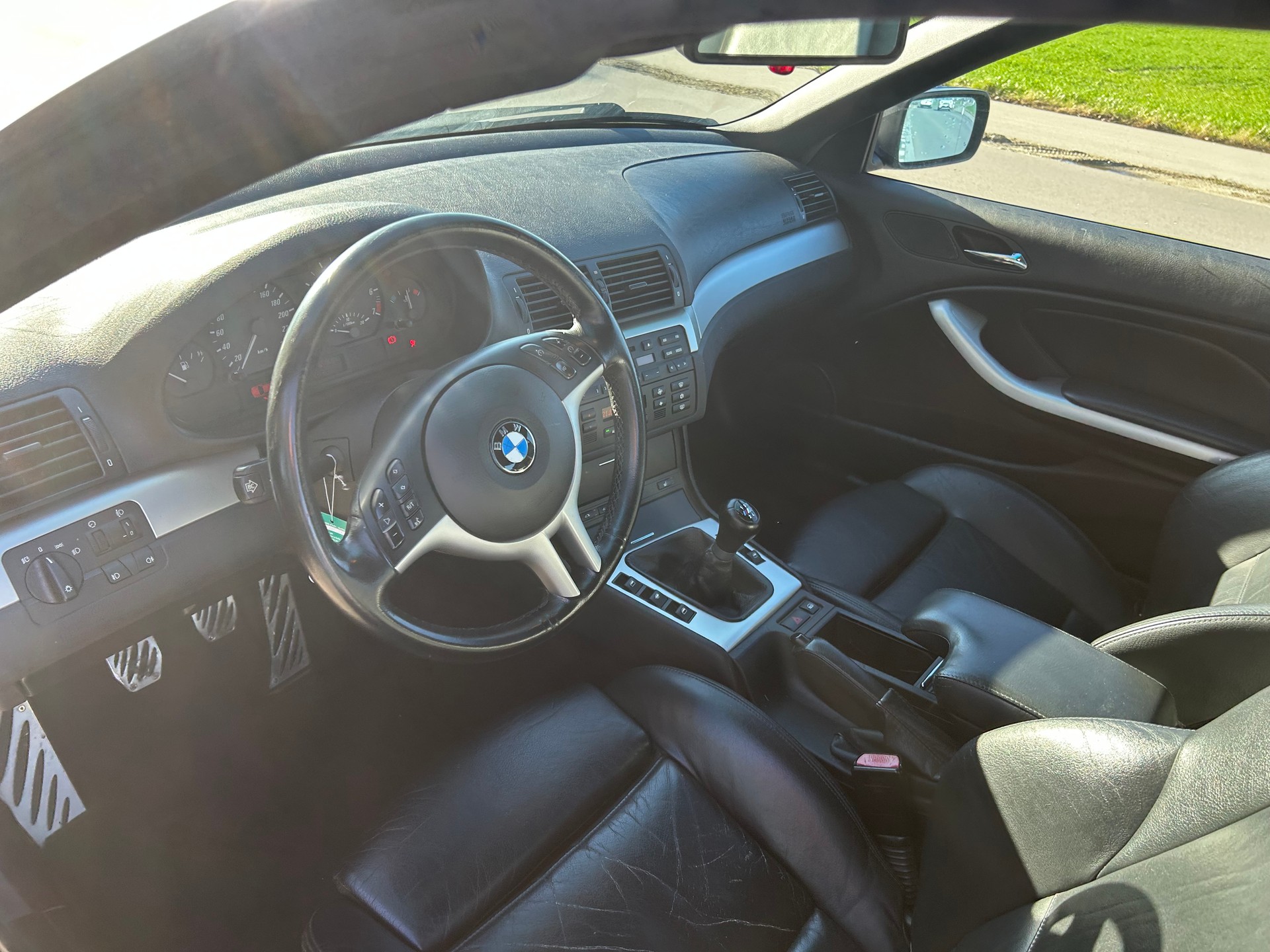 BMW 318Ci Cabriolet-image-5