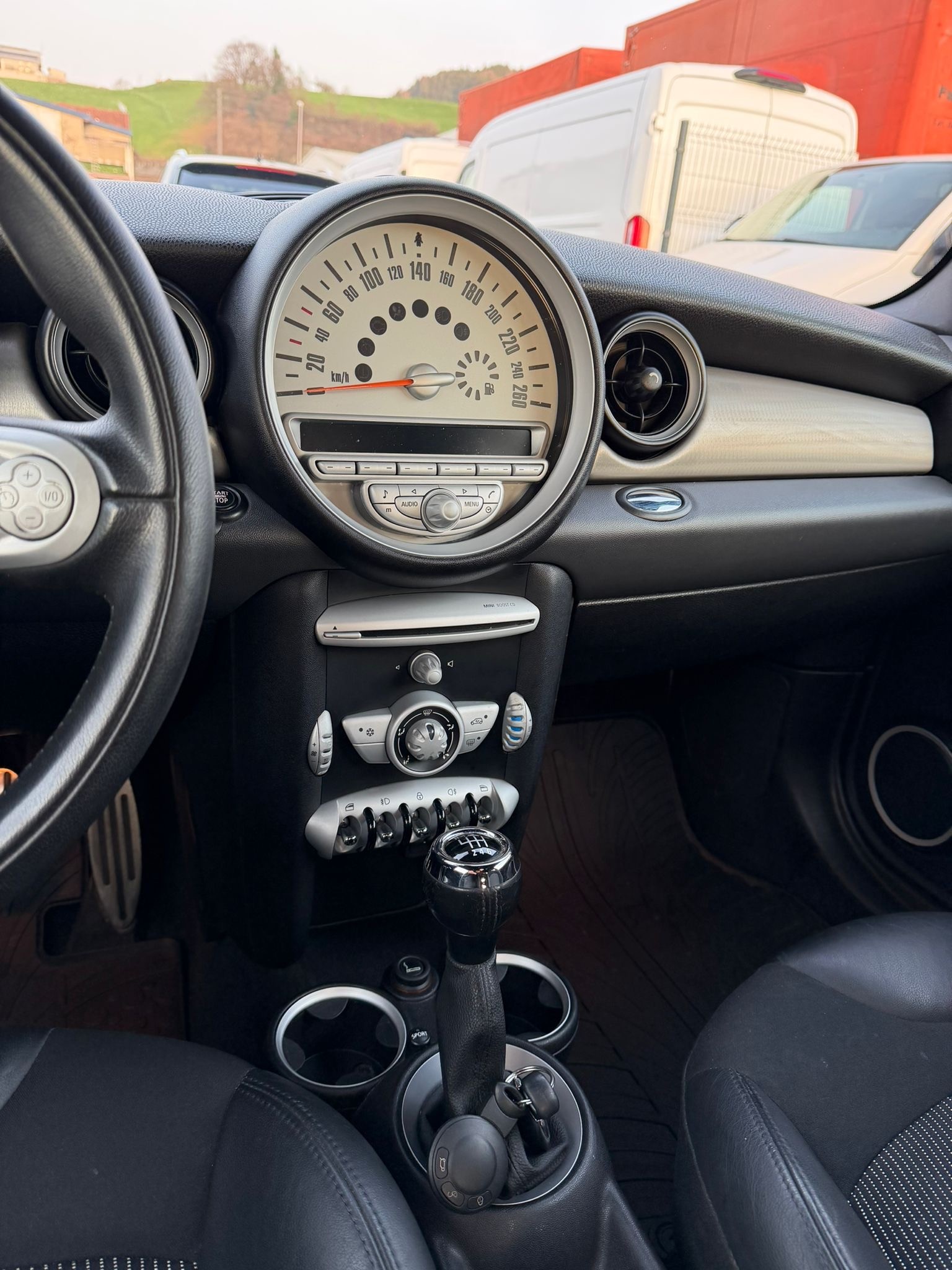MINI Cooper S-image-11