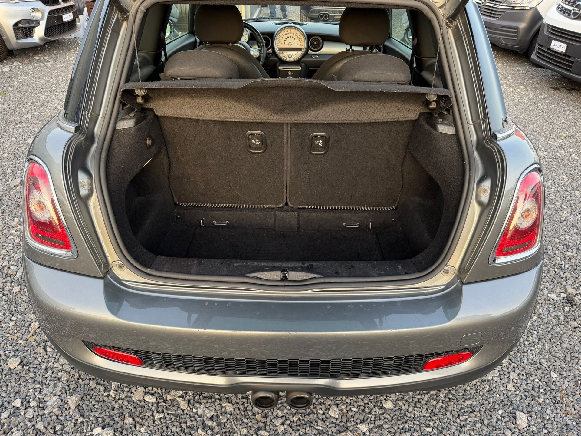 MINI Cooper S-image-15