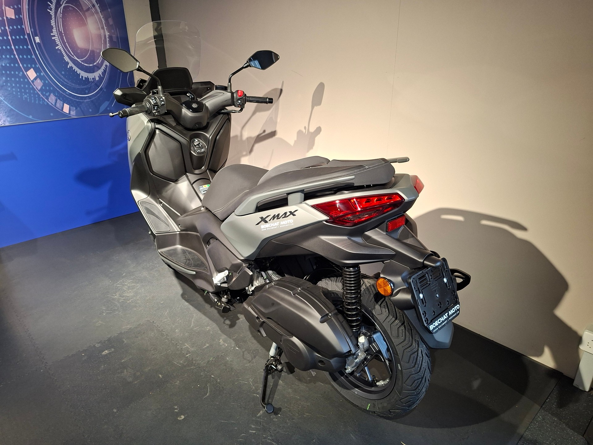 YAMAHA X-MAX-image-3