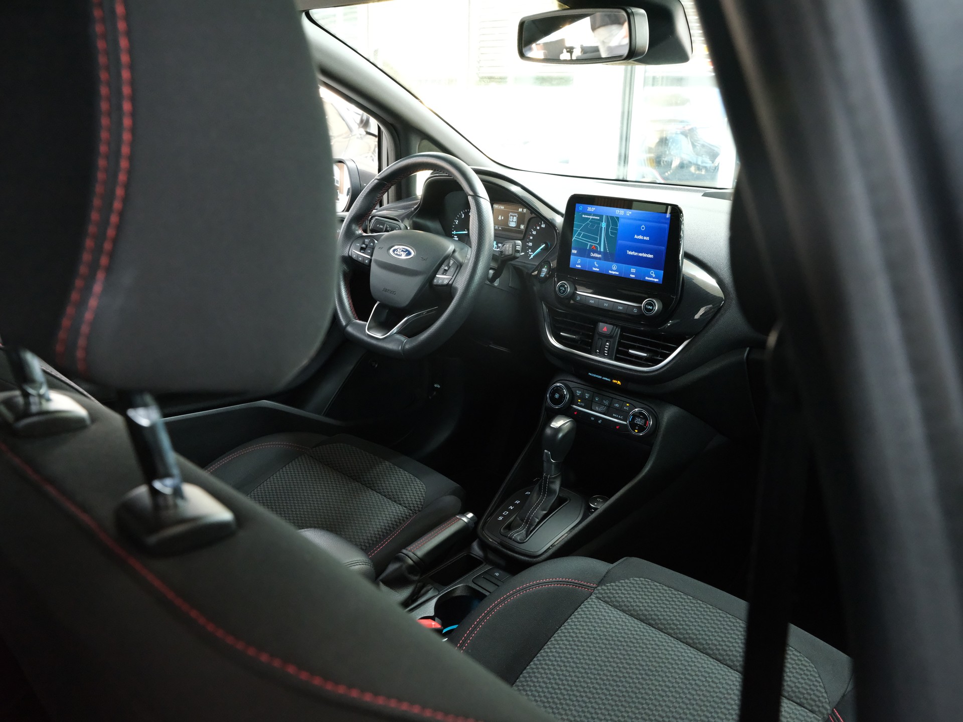 FORD Fiesta 1.0 SCTi ST Line Automat-image-24