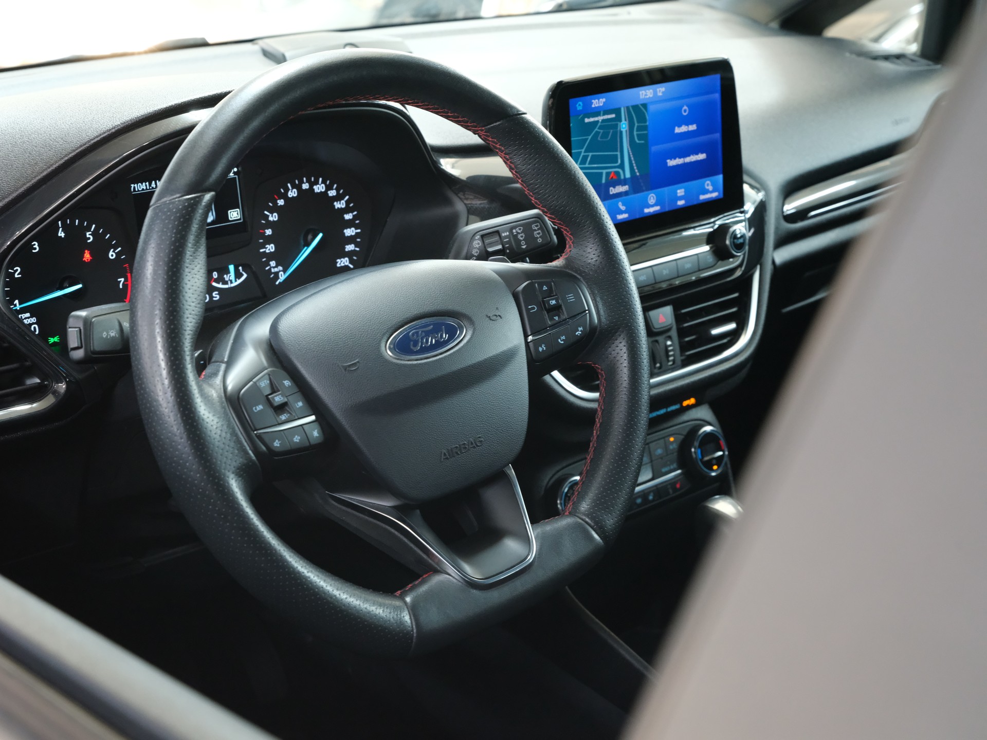 FORD Fiesta 1.0 SCTi ST Line Automat-image-17