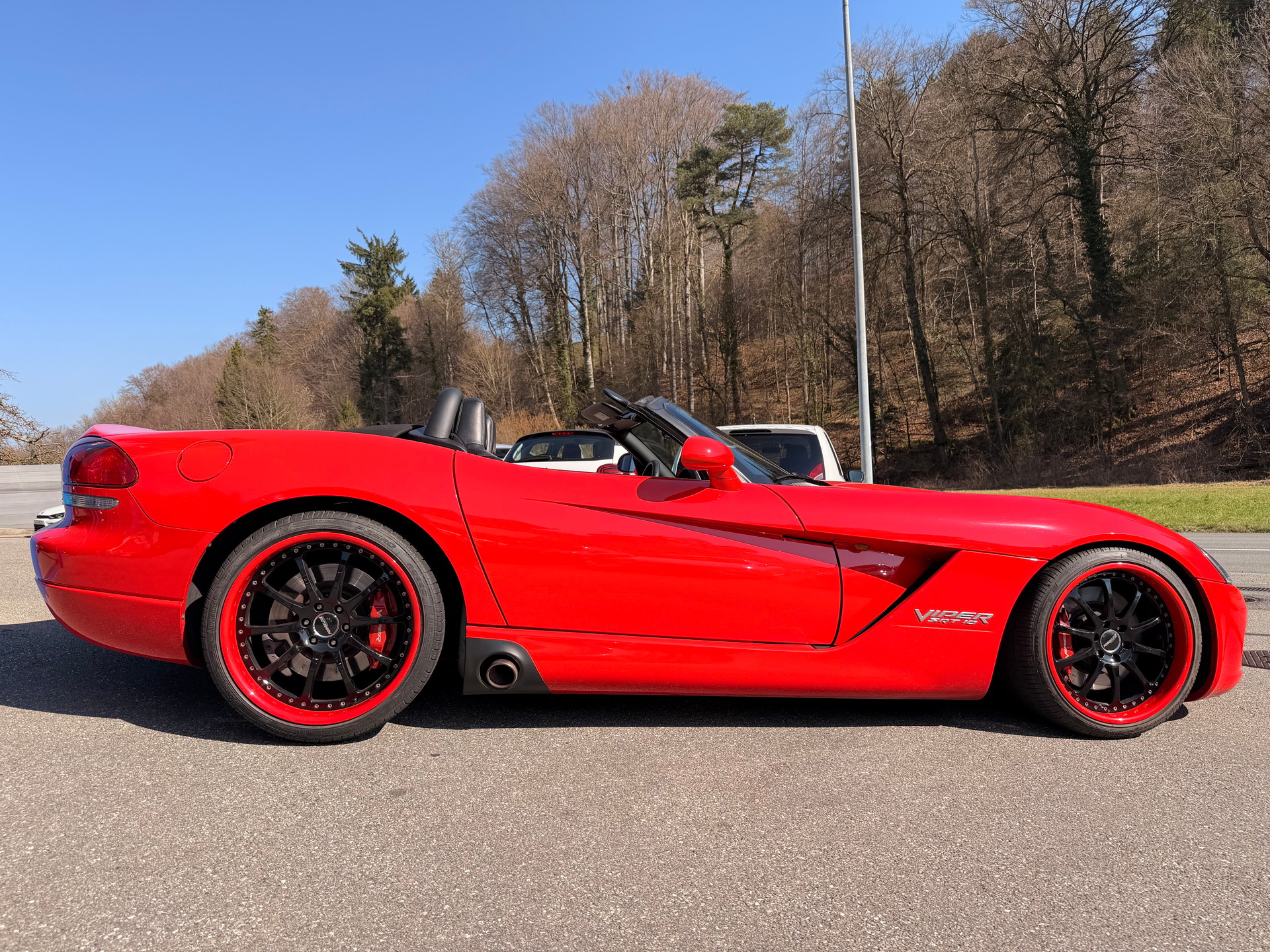 DODGE Viper SRT-10-image-2