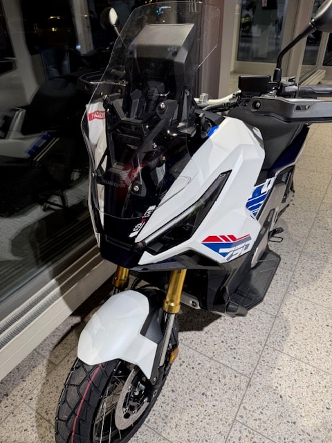 HONDA X-ADV 750-image-0