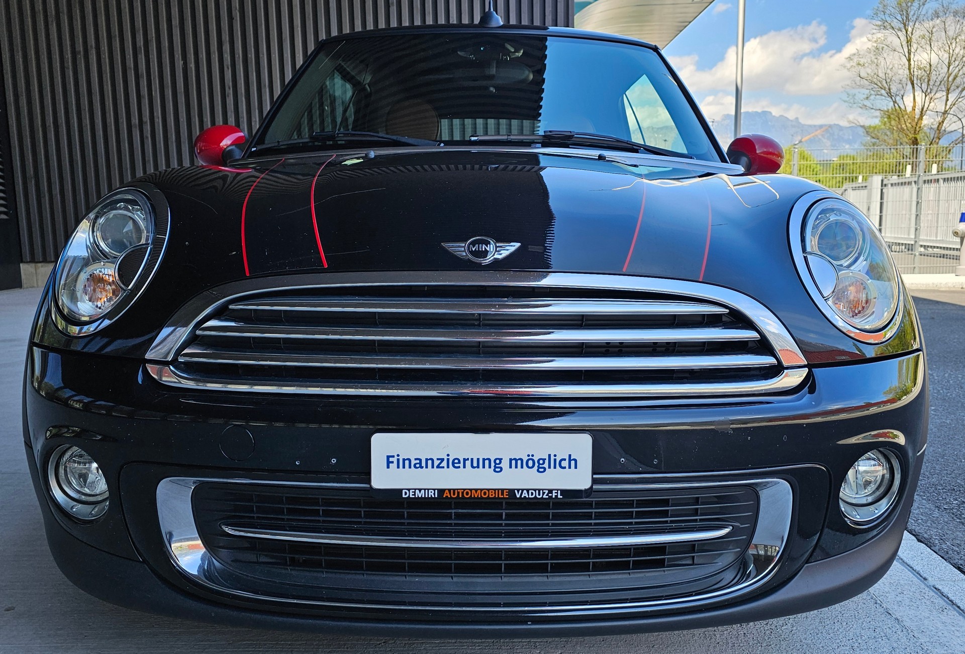 MINI Cabrio-image-9