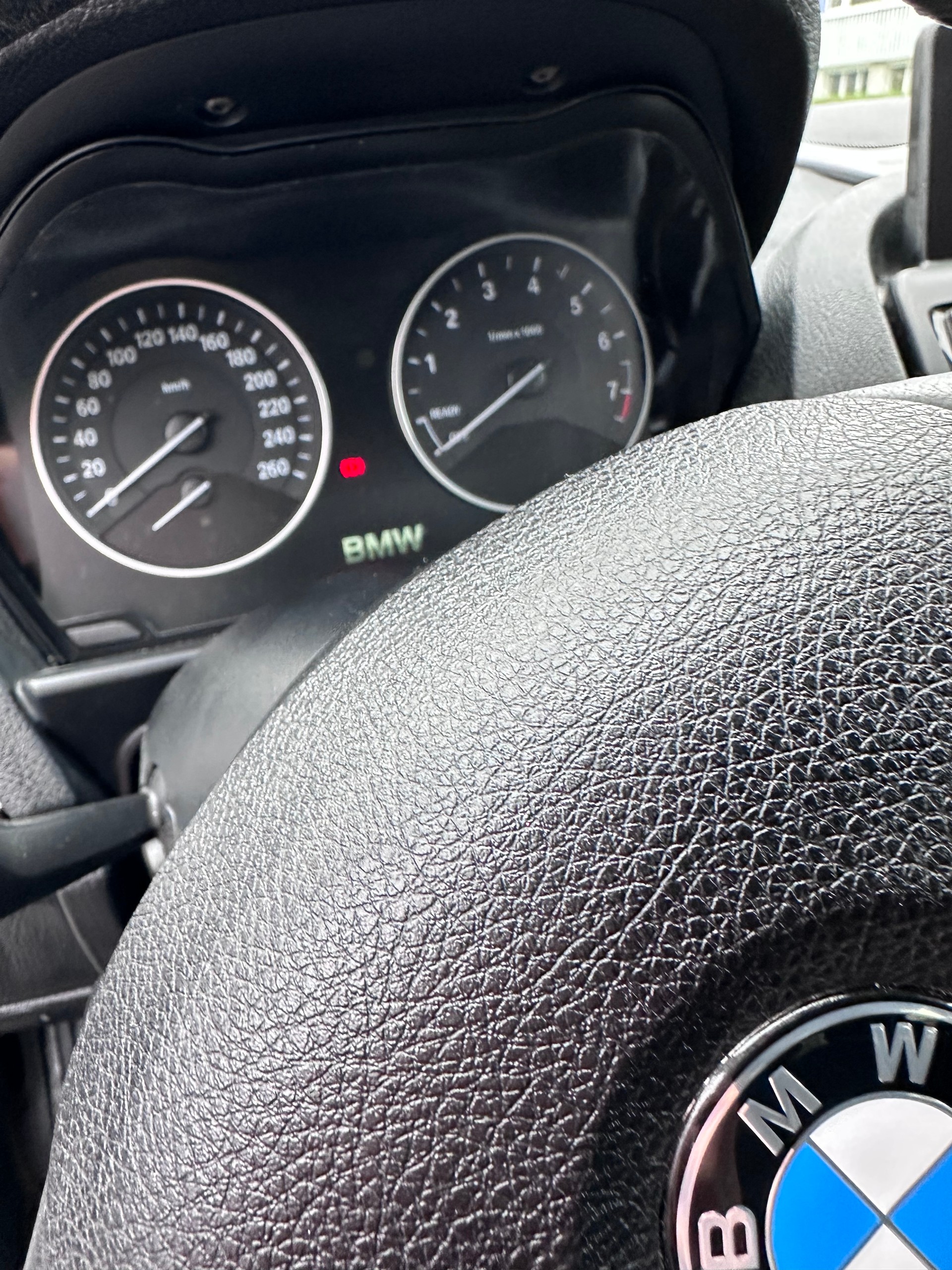 BMW 118i Steptronic Urban Line-image-13