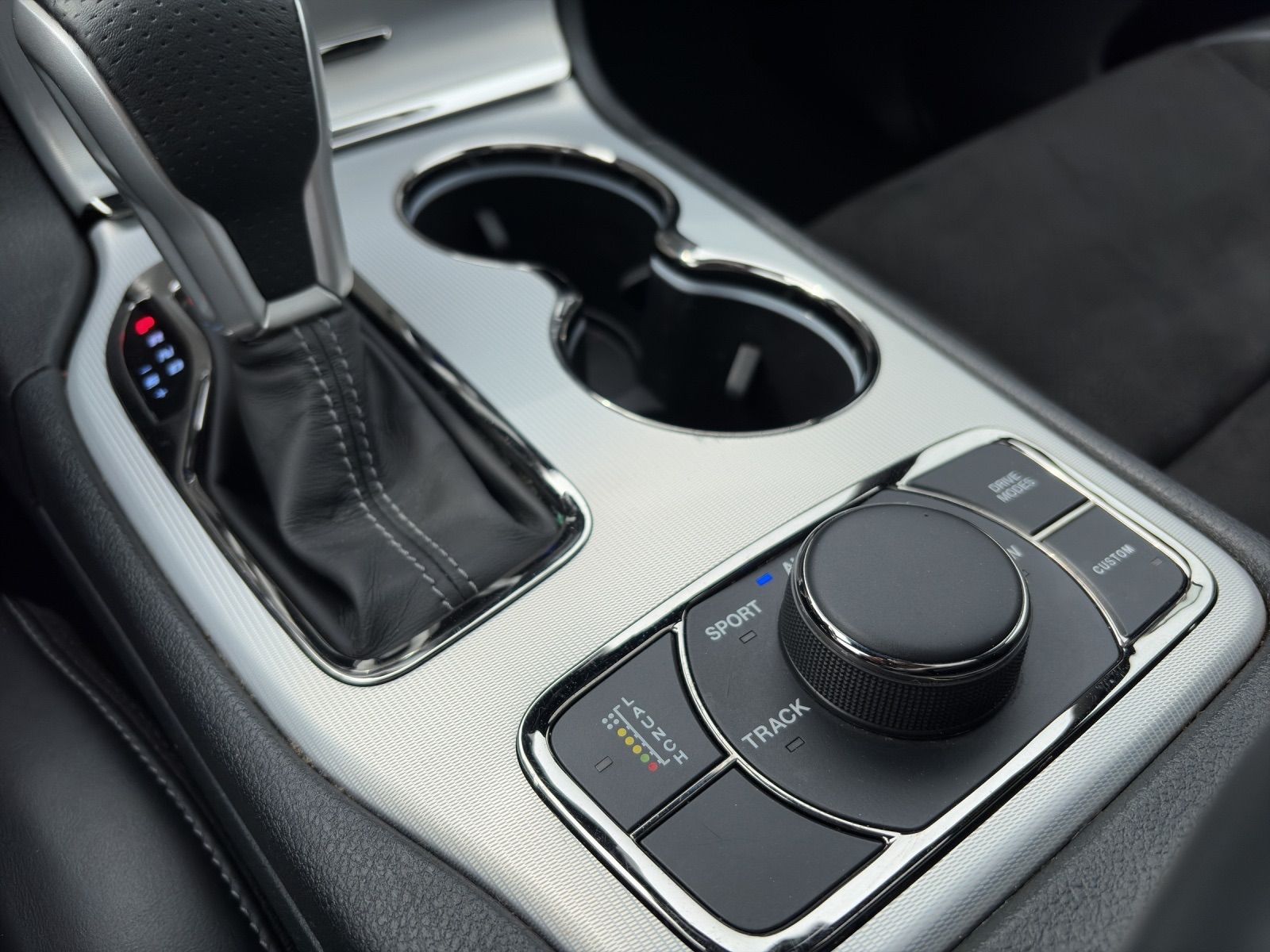 JEEP Grand Cherokee 6.2 V8 HEMI Trackhawk Automatic-image-19