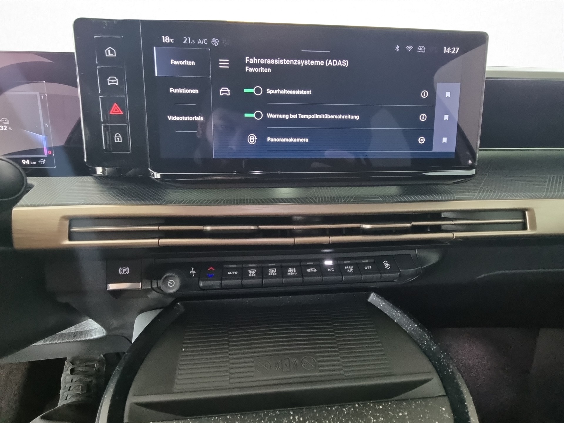 LANCIA Ypsilon Elektro 156 LX-image-12