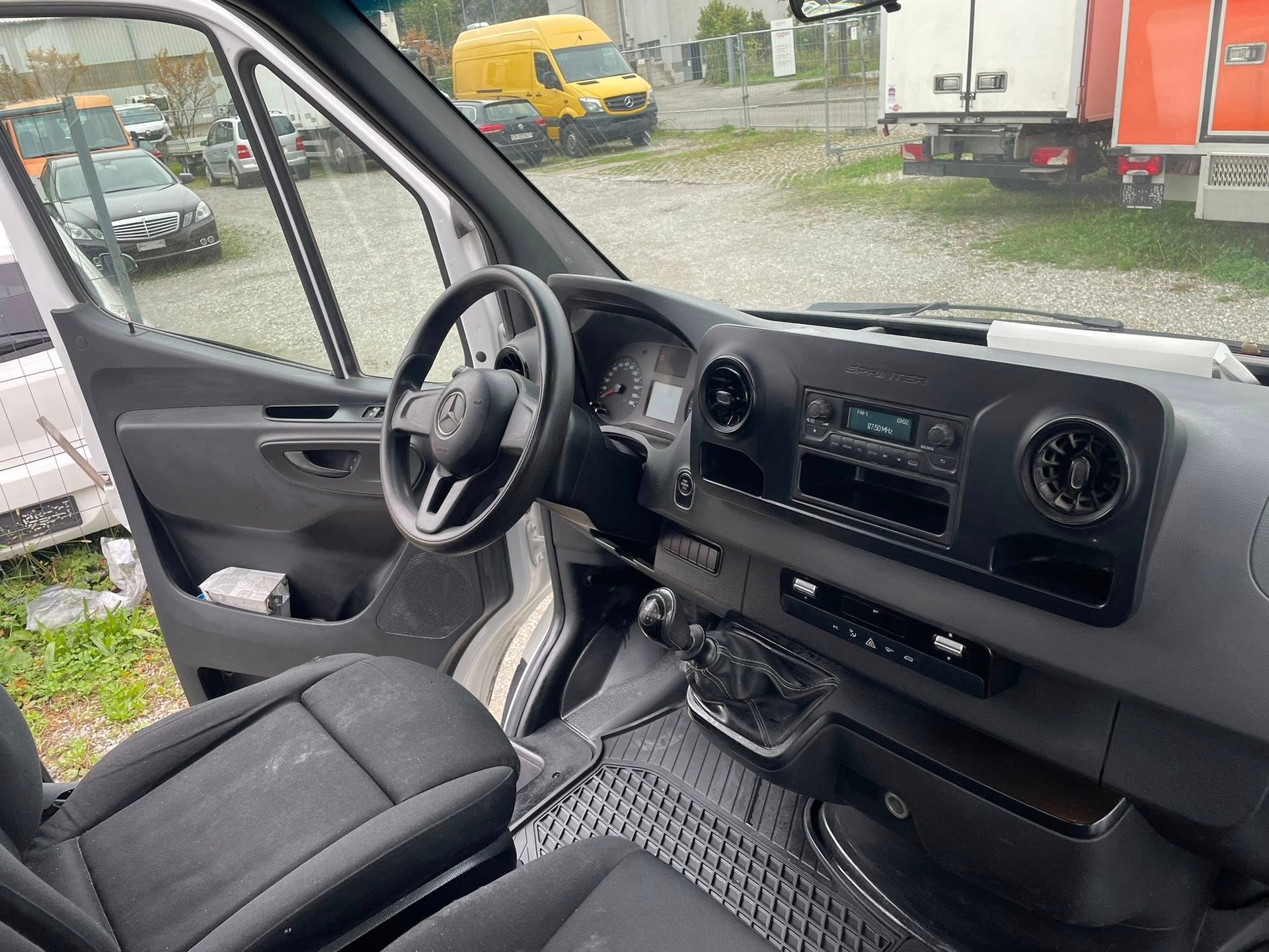MERCEDES-BENZ Sprinter 314 CDI Kompakt FWD OM651-image-11