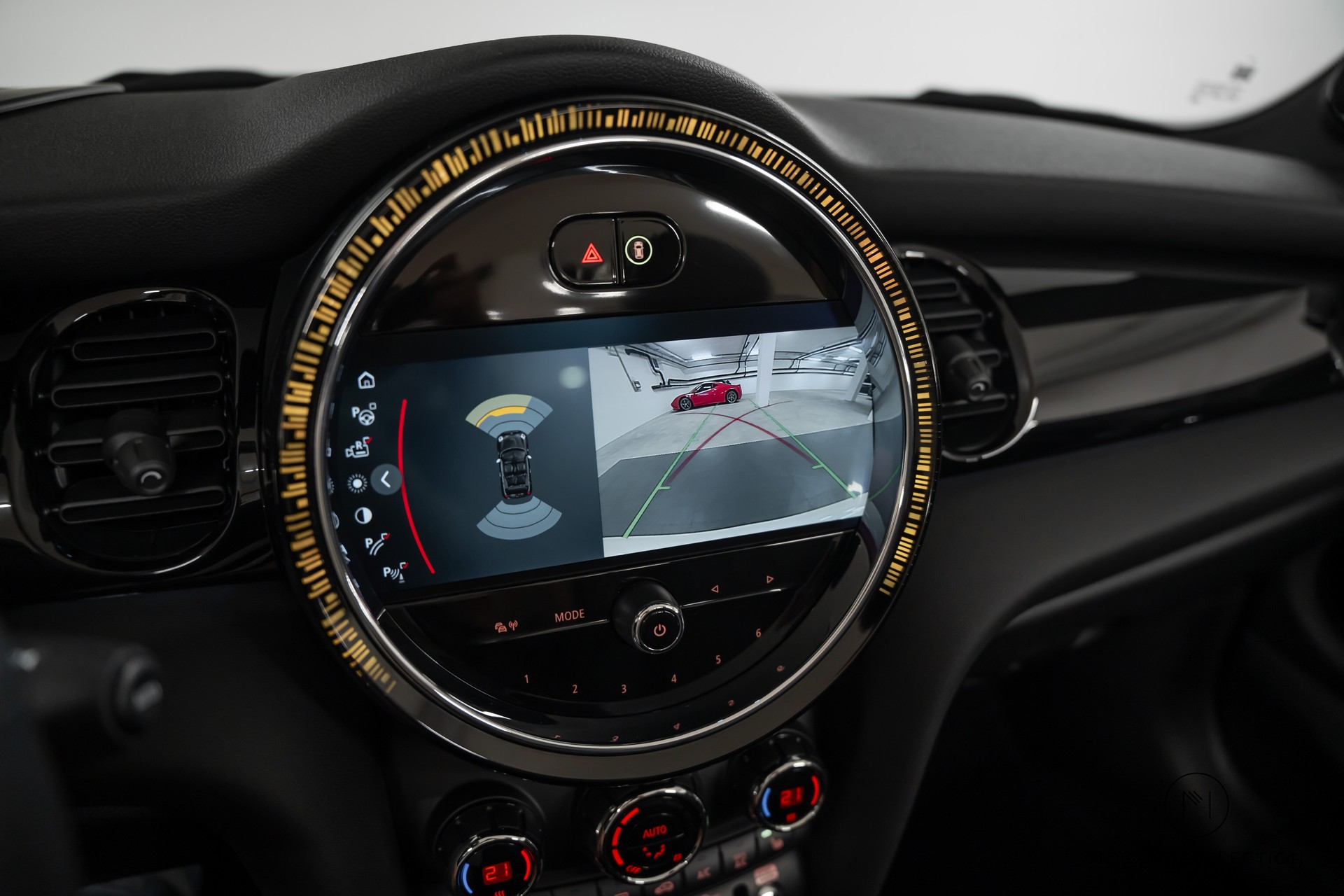 MINI Cabrio F57 2.0i John Cooper Works SAG-image-28