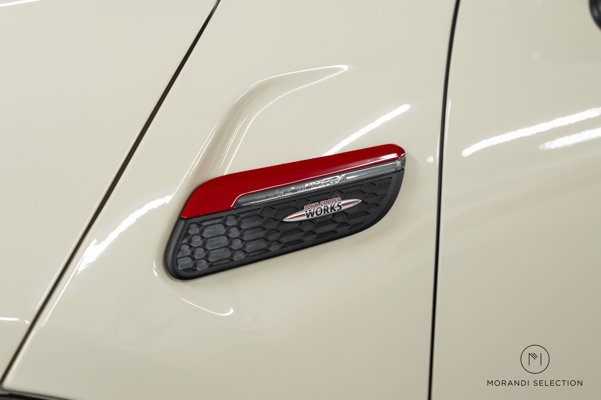 MINI Cabrio F57 2.0i John Cooper Works SAG-image-10