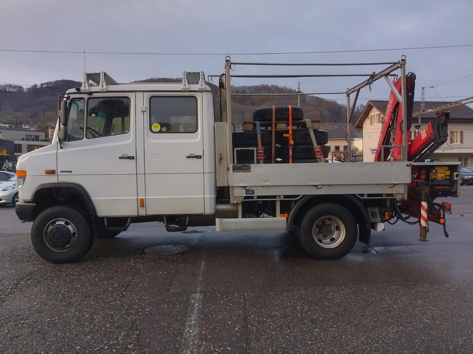 MERCEDES-BENZ Vario 818DA-image-3