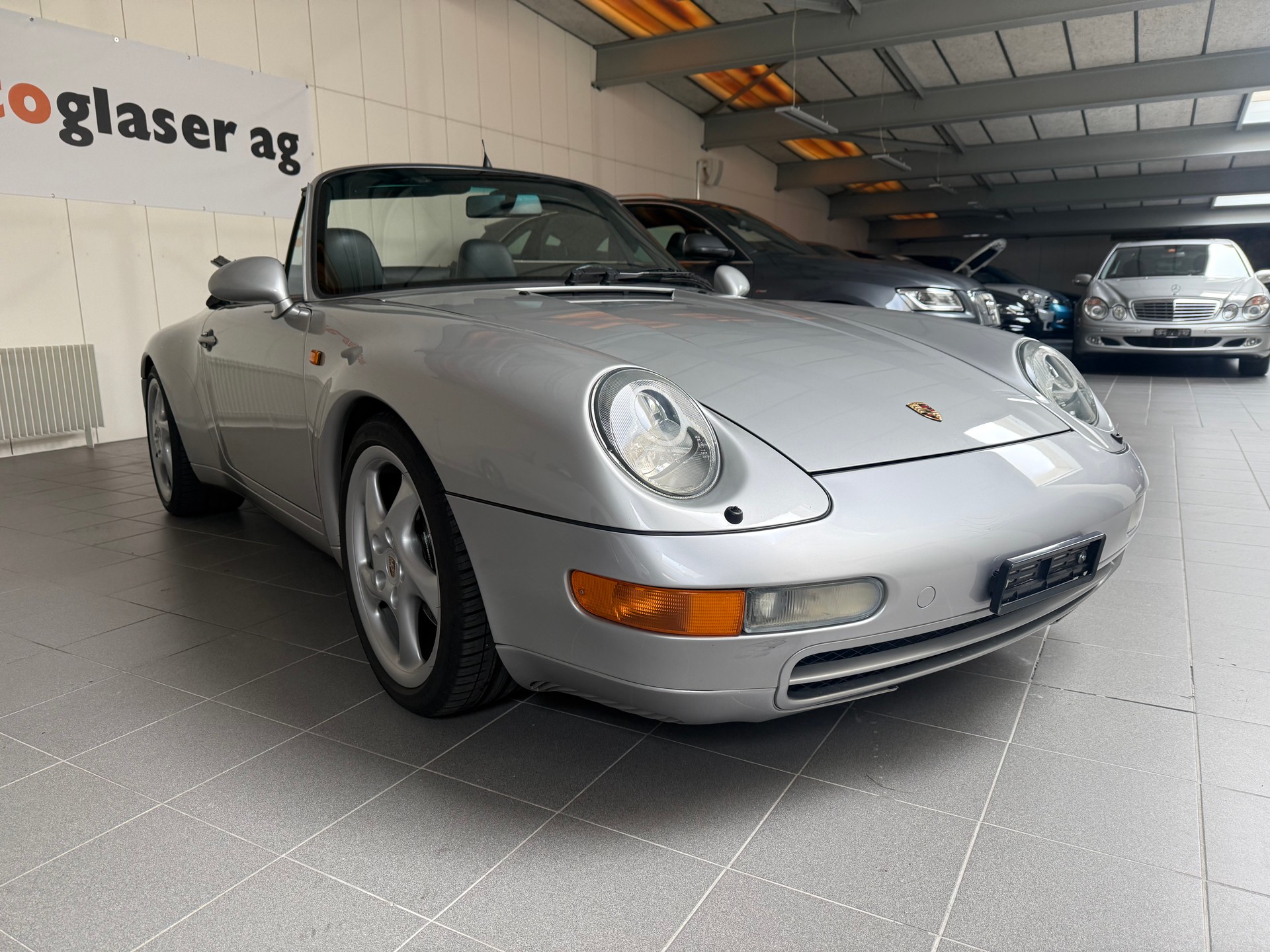 PORSCHE 911 Carrera Cabrio-image-7