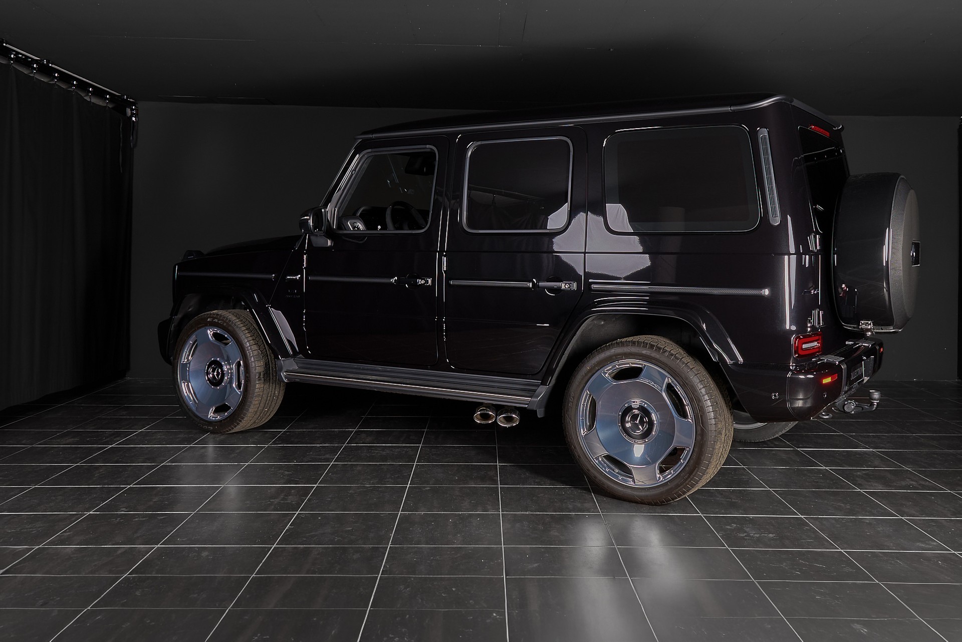 MERCEDES-BENZ G 63 AMG 9G-Tronic-image-6