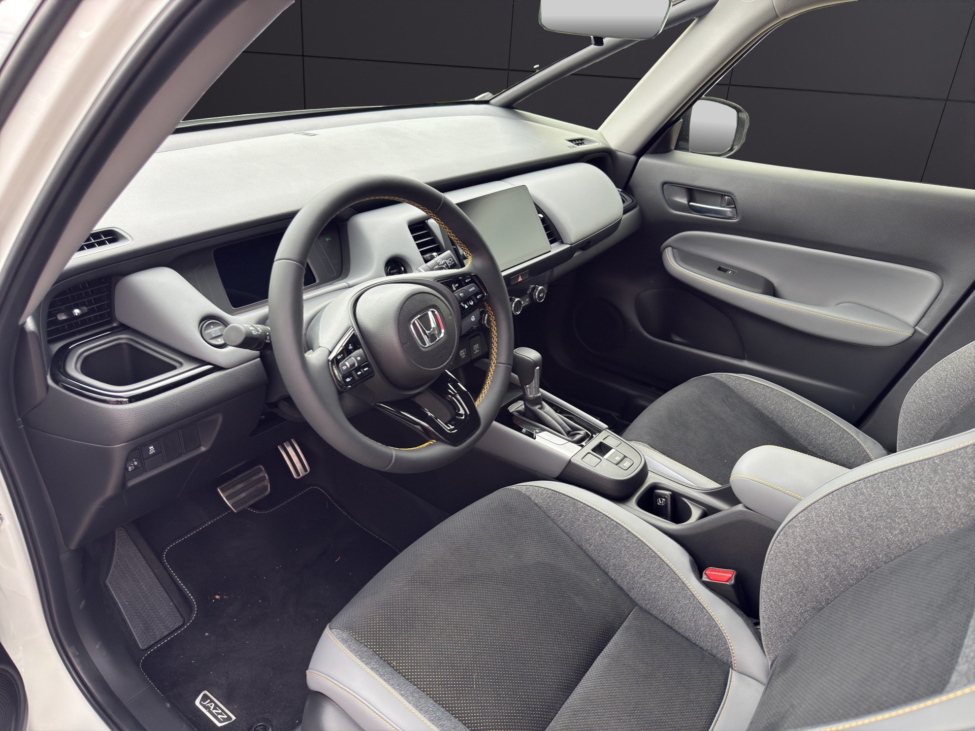 HONDA Jazz 1.5i-MMD Advance Sport E-CVT-image-13