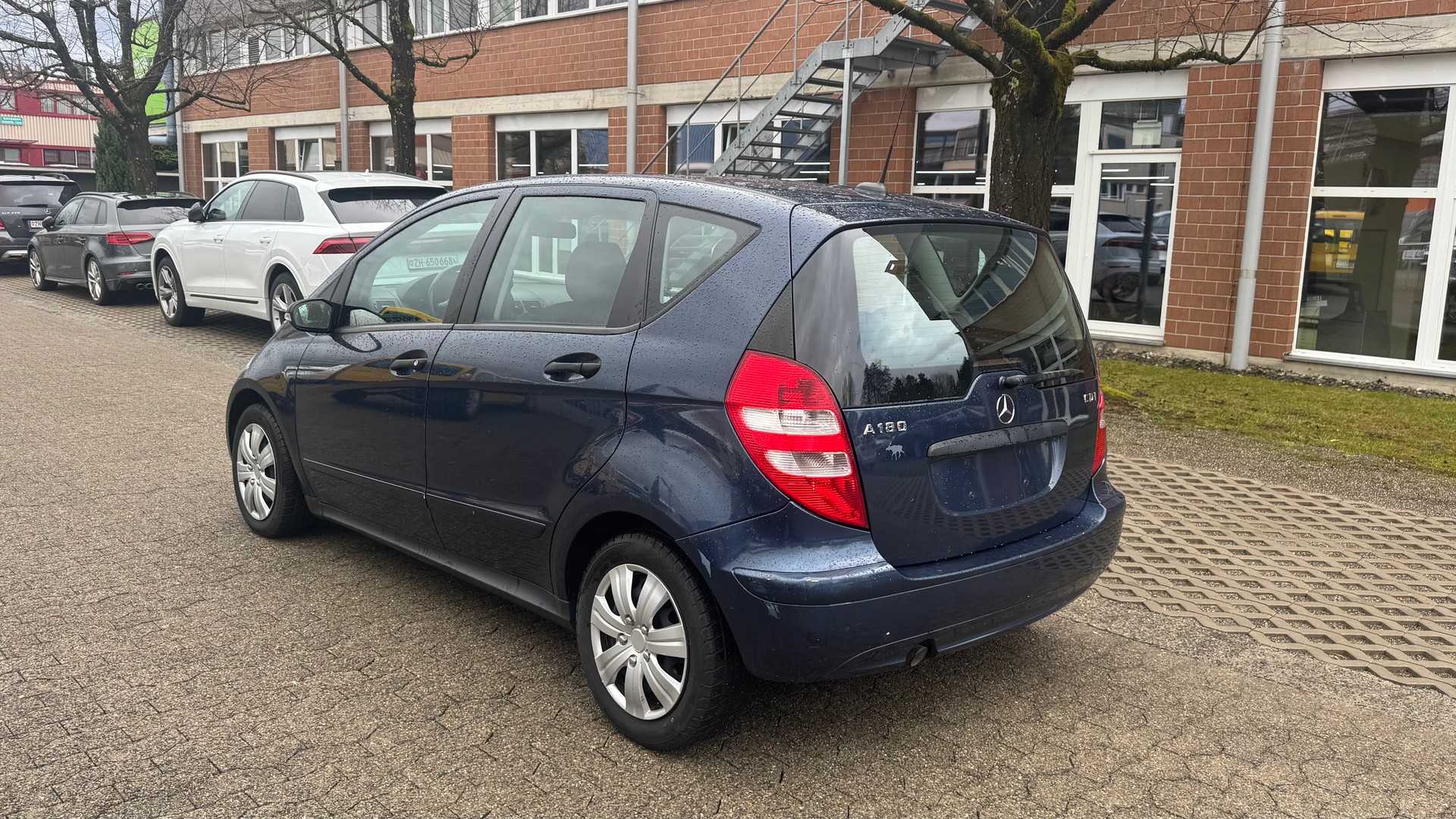 MERCEDES-BENZ A 180 CDI Avantgarde-image-3