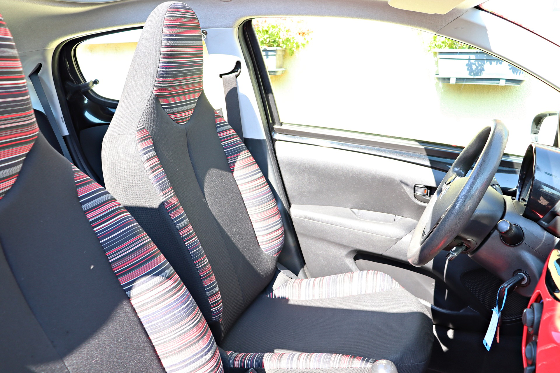 CITROEN C1 1.0 VTi Live-image-10