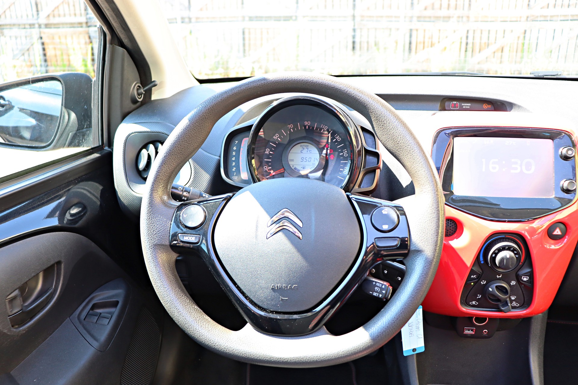CITROEN C1 1.0 VTi Live-image-9